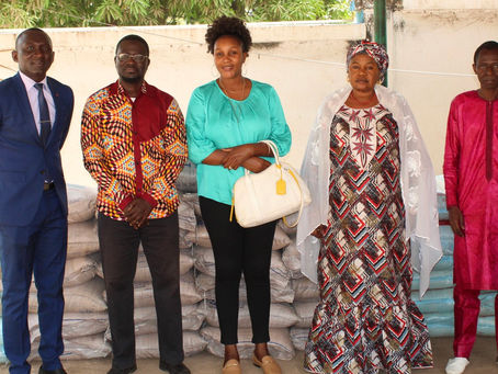 Ambassador at-large Bootes extends largesse to MoFA