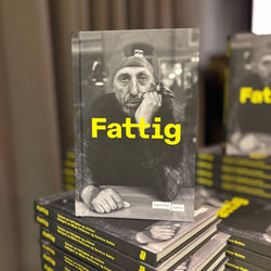 Bokbidrag – Fattig (2024) - Publisert av Robin Hood Huset