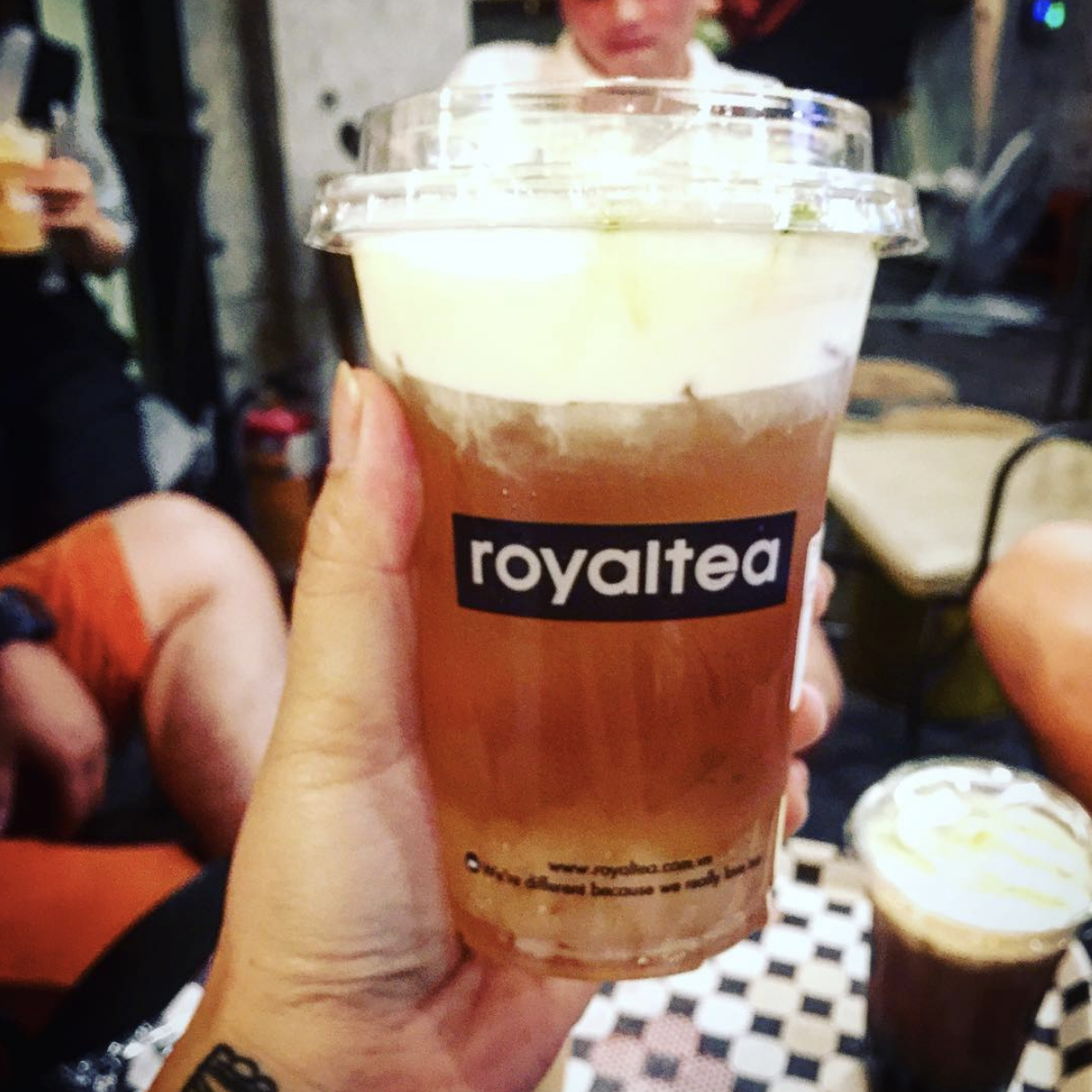 ROYALTEA15