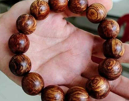 Khám Phá Vẻ Đẹp Mộc Mạc Của Vòng Tay Hạt Cau – Phụ Kiện Handmade Mới Mẻ, Độc Đáo