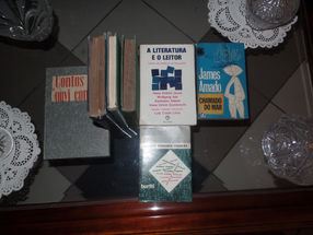 Pausa para um café : Livros antigos e raros da Biblioteca do Murilo.