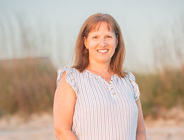 Melissa Headshot 2025.jpeg