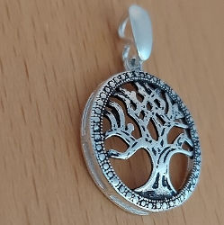 Thumbnail: Tree Pendant L1