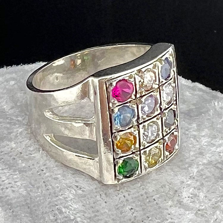 Thumbnail: KR4  Ring