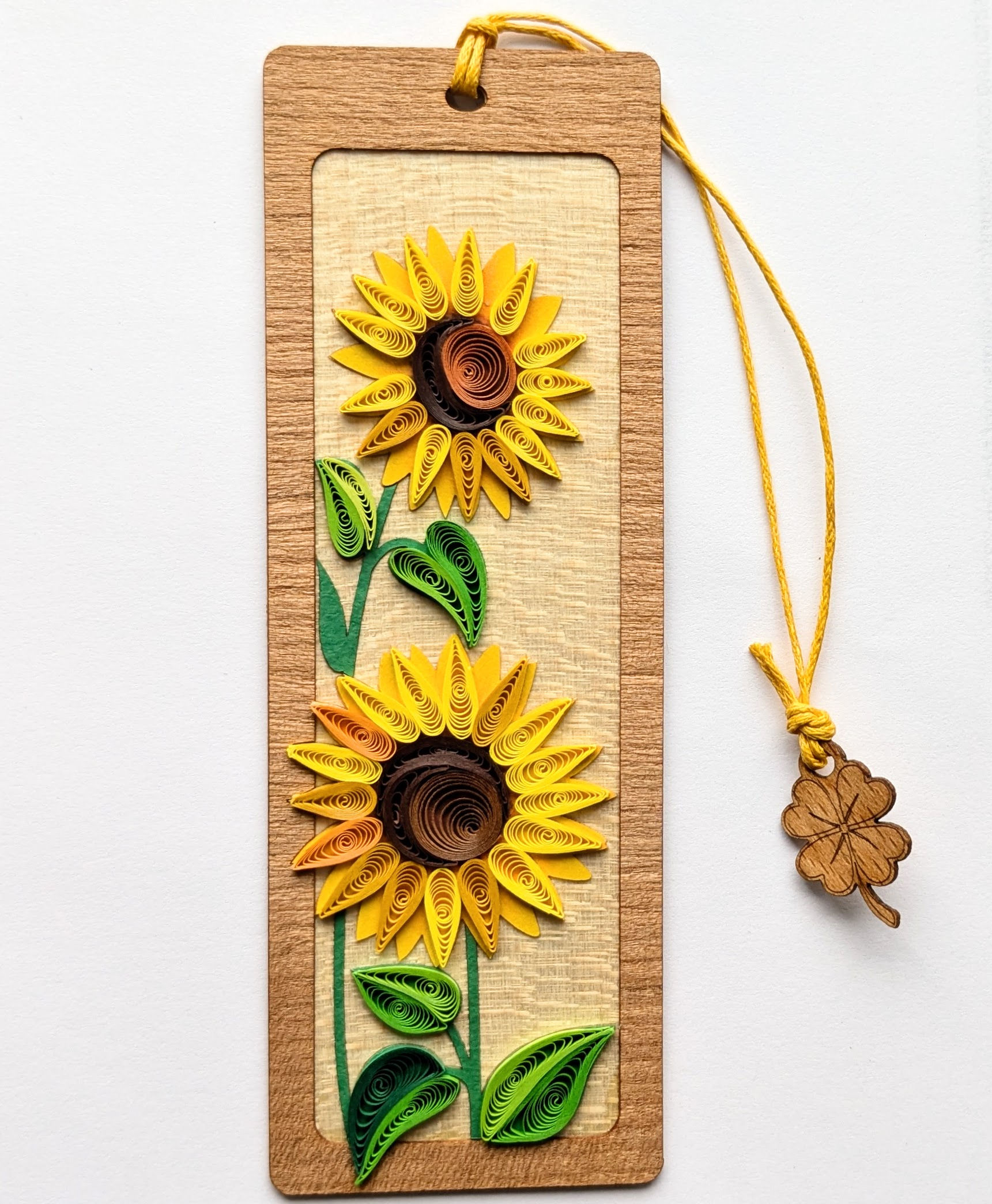 Sunflower Bookmark, Quilled