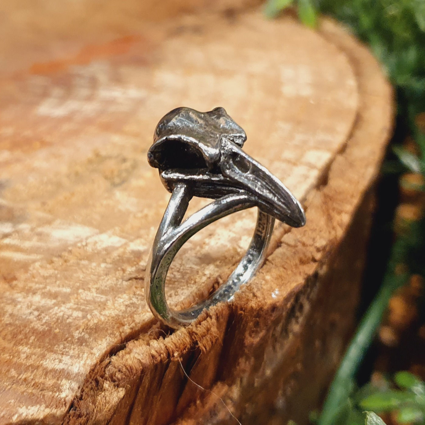 rabenschadel ravenschedel raven skull ring alchey jewelry pewter