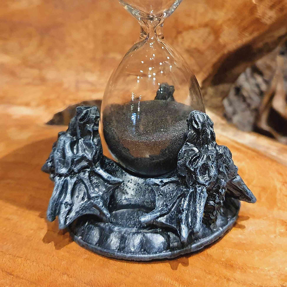Thumbnail: dragon ashes hourglass draken draak zandloper drakenwinkel amsterdam