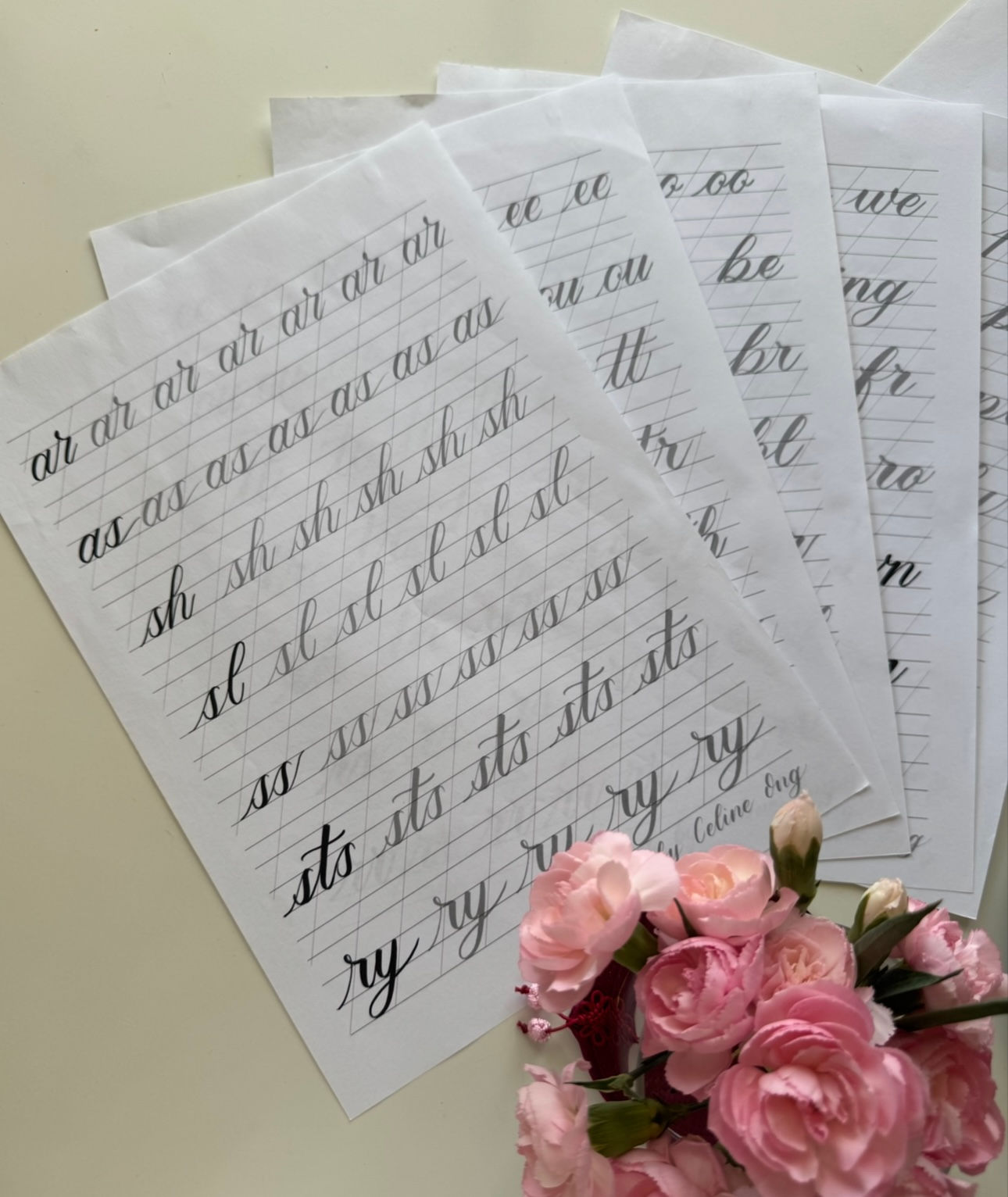 Calligraphy 55d-Letters Connect