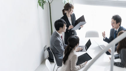 The Art of Negotiation: How Corporate Lawyers Help Navigate M&A Deals