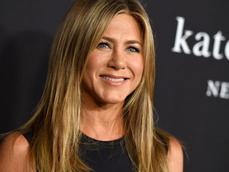 Jennifer Aniston afirma que dejó de ver a amigos sin vacuna anticovid