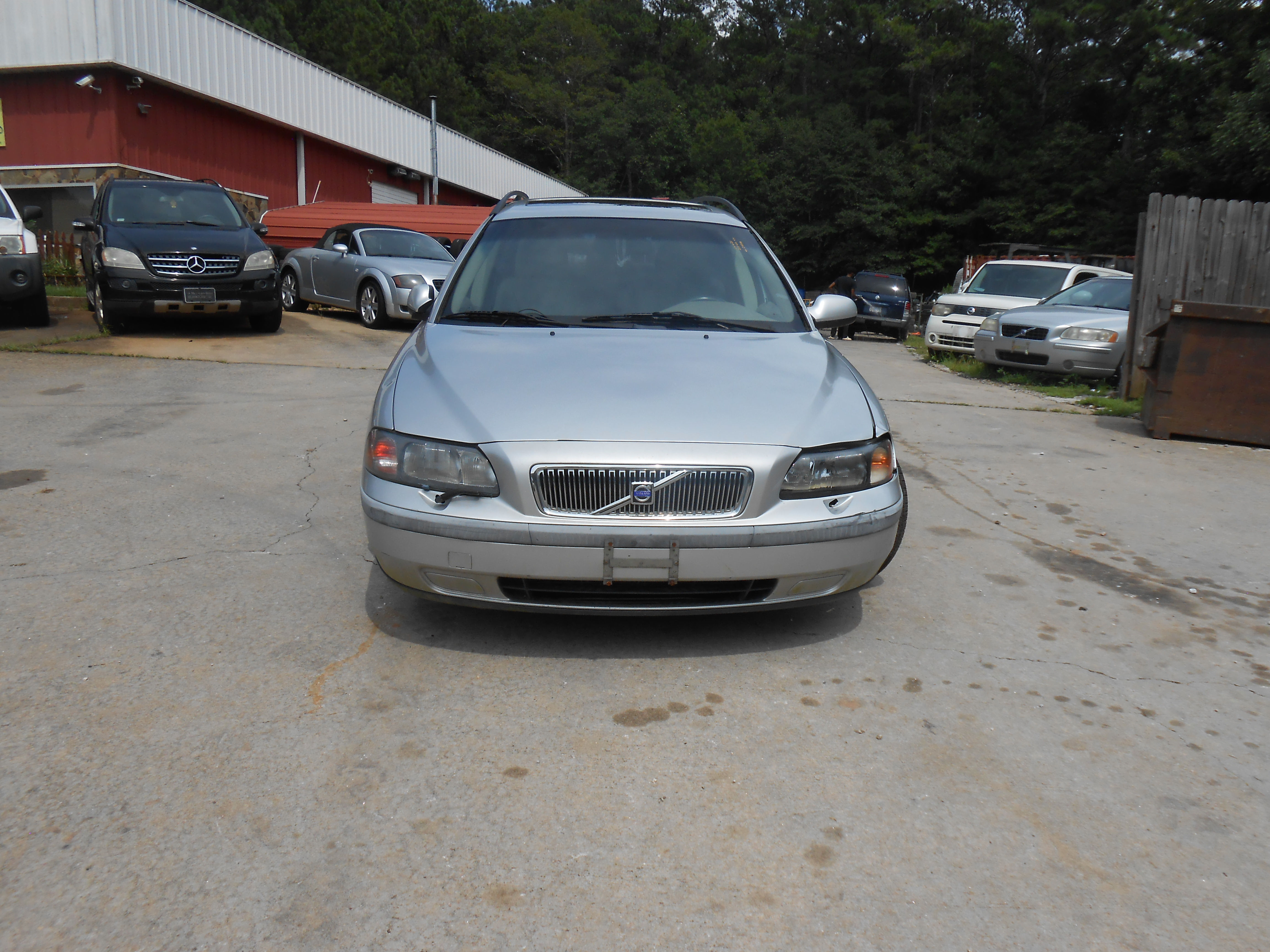 2002 VOLVO V70 ST. WAGON. VIN 233088