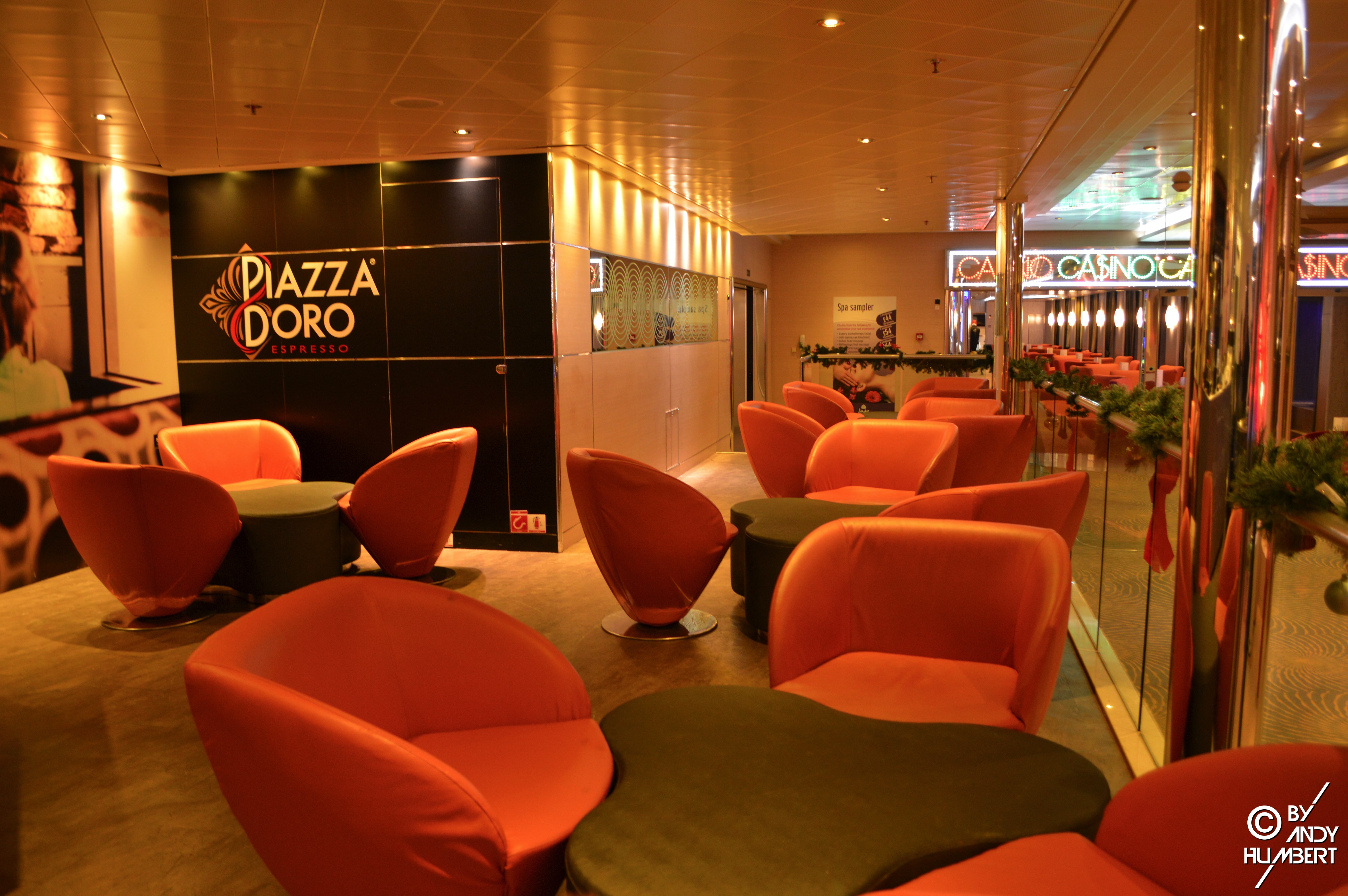 Piazza Doro (pont 9 Magellan)