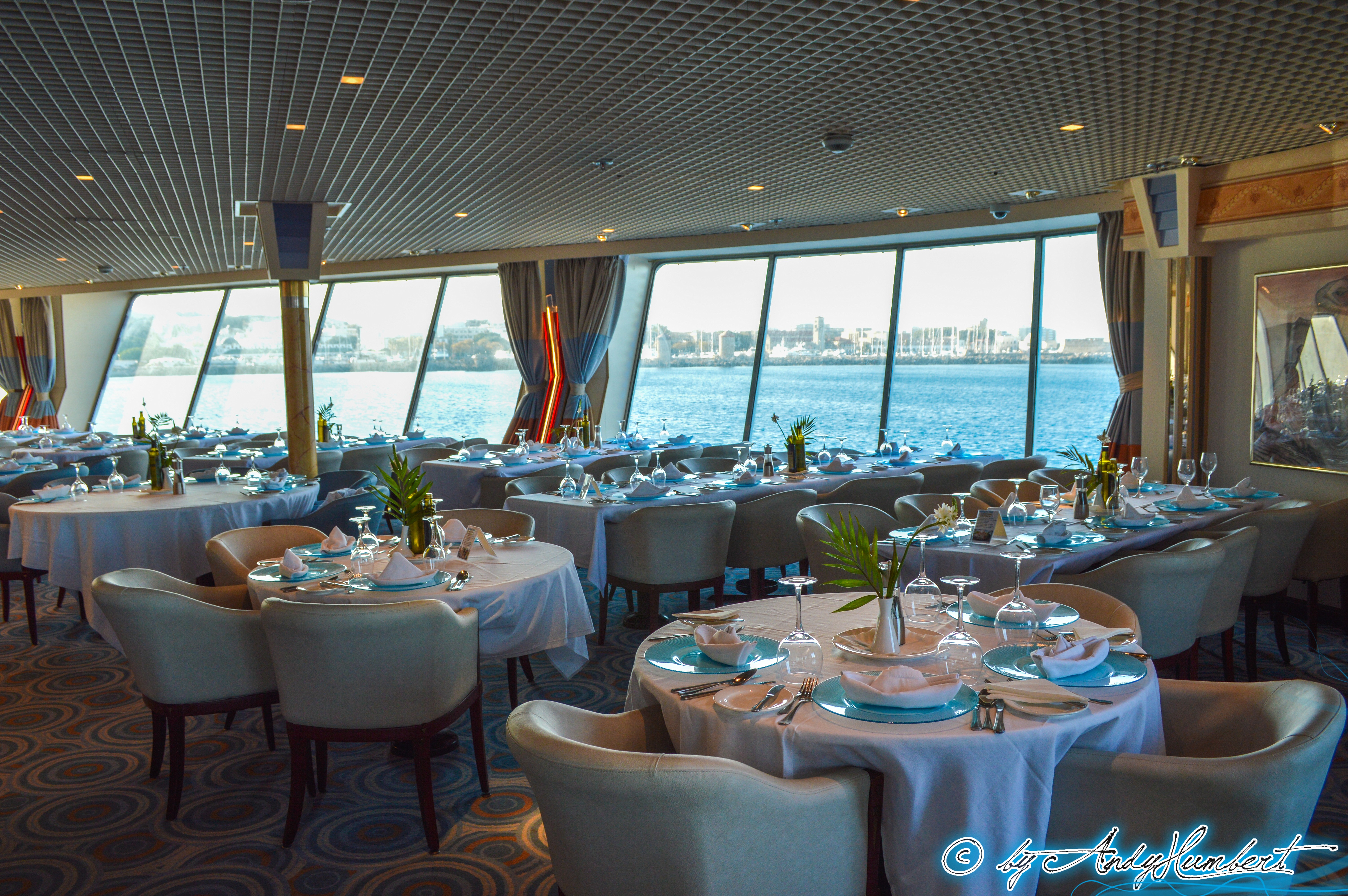 Restaurant Aegean (pont 4 Poseidon)