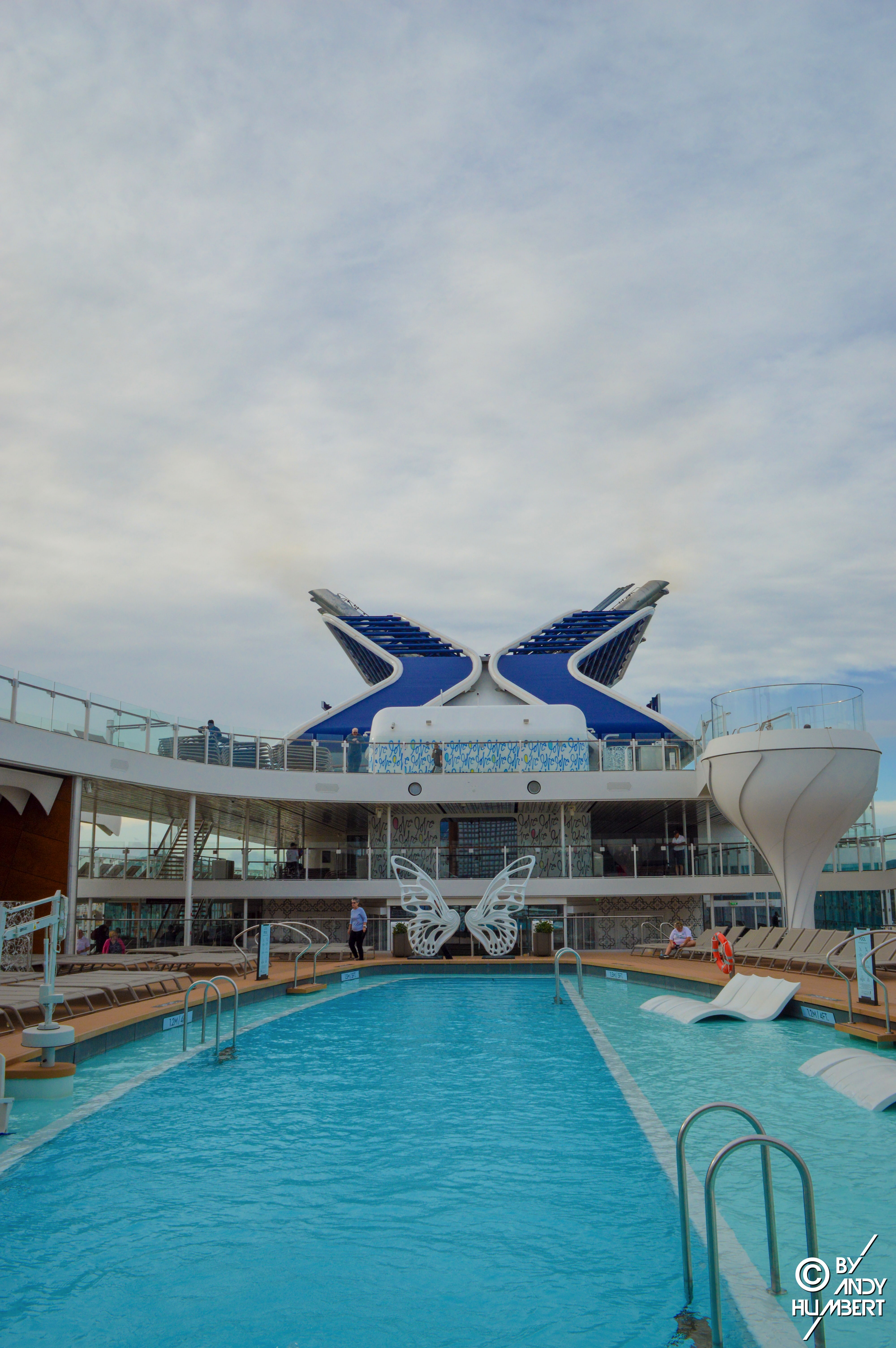 Pool (pont 14)