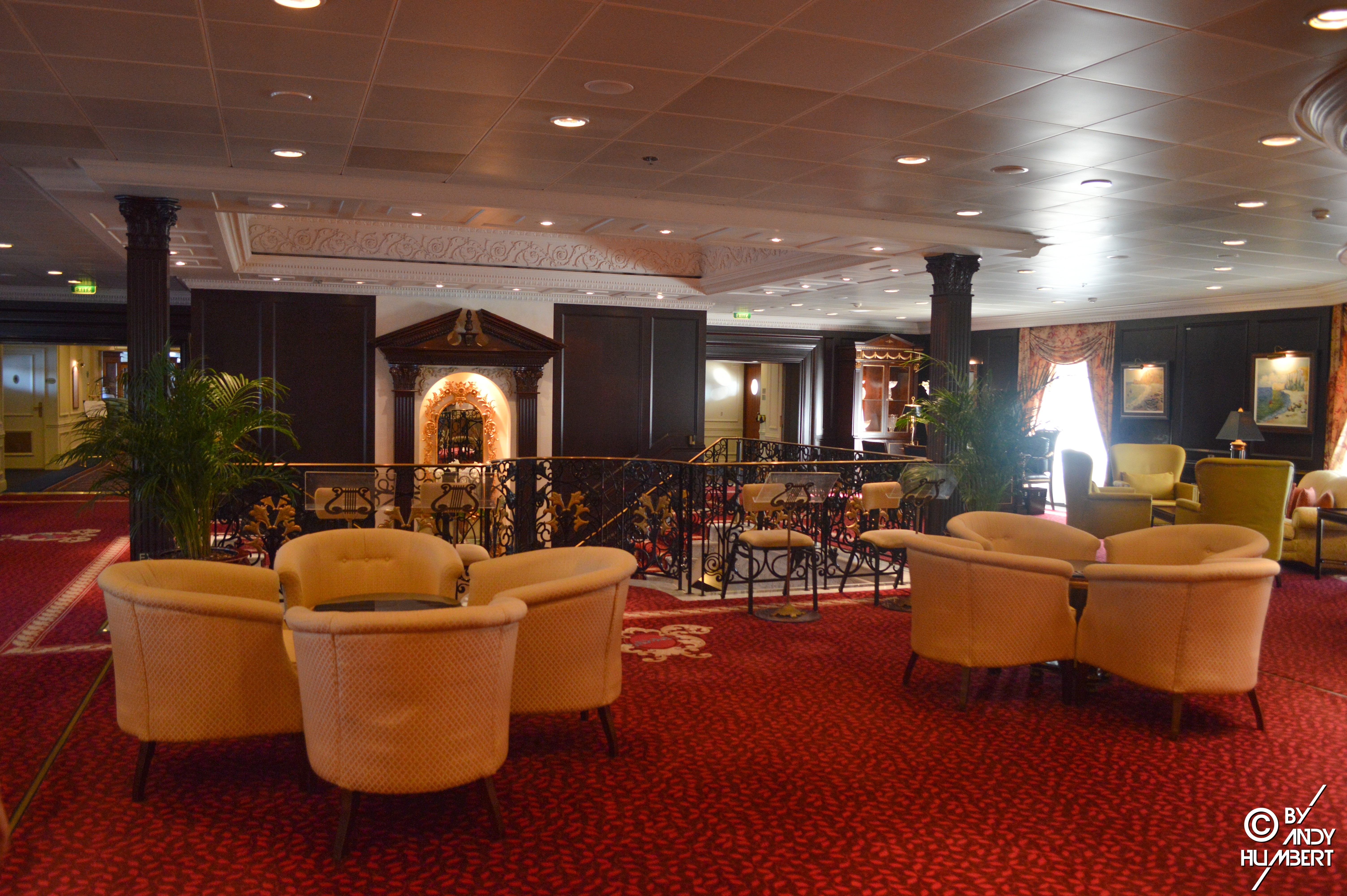 Reception Hall (ponts 4 et 5)