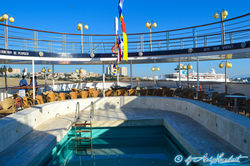 Piscine (pont 4B Calypso)