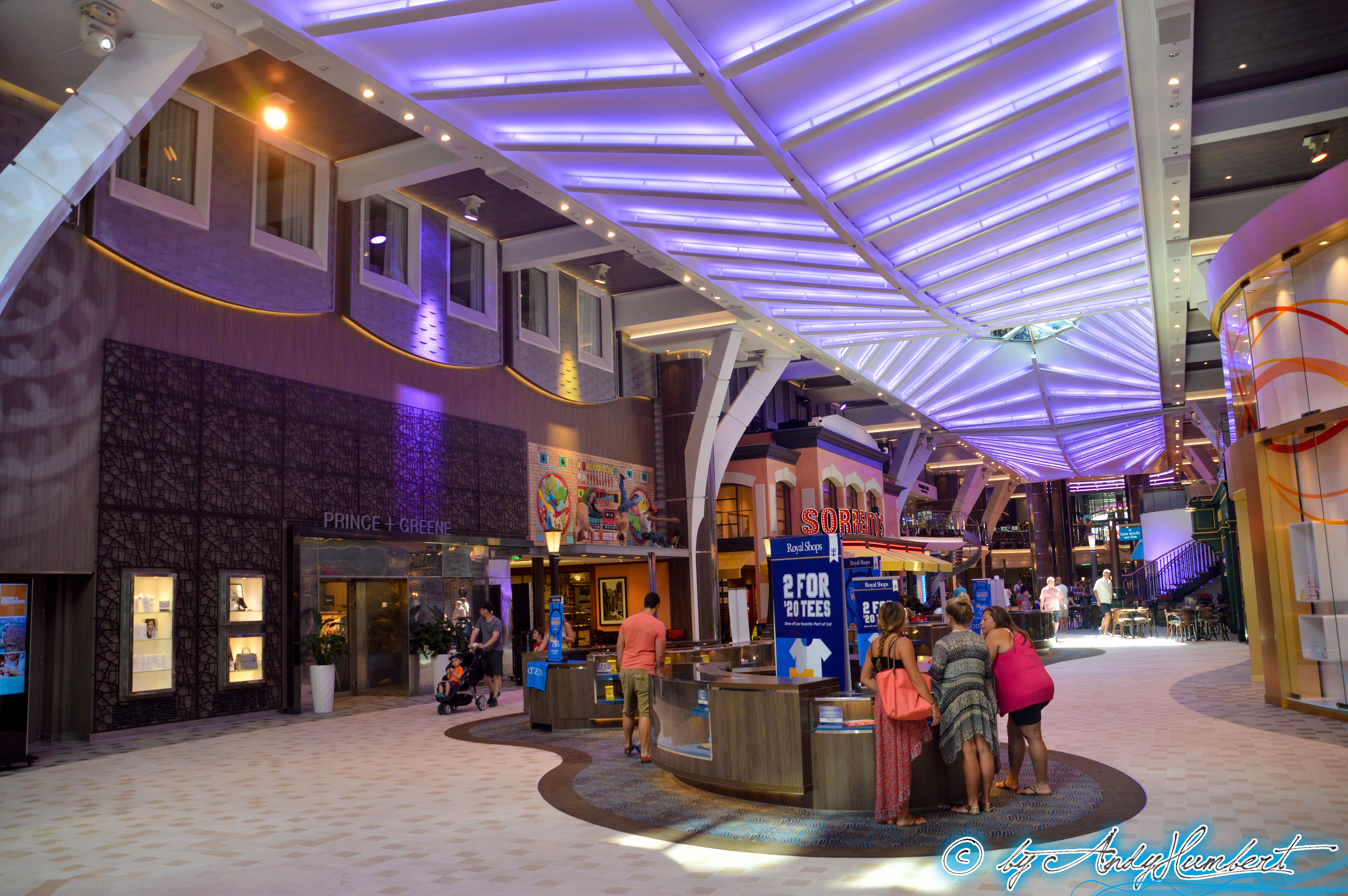 Royal Promenade (ponts 5 & 6)