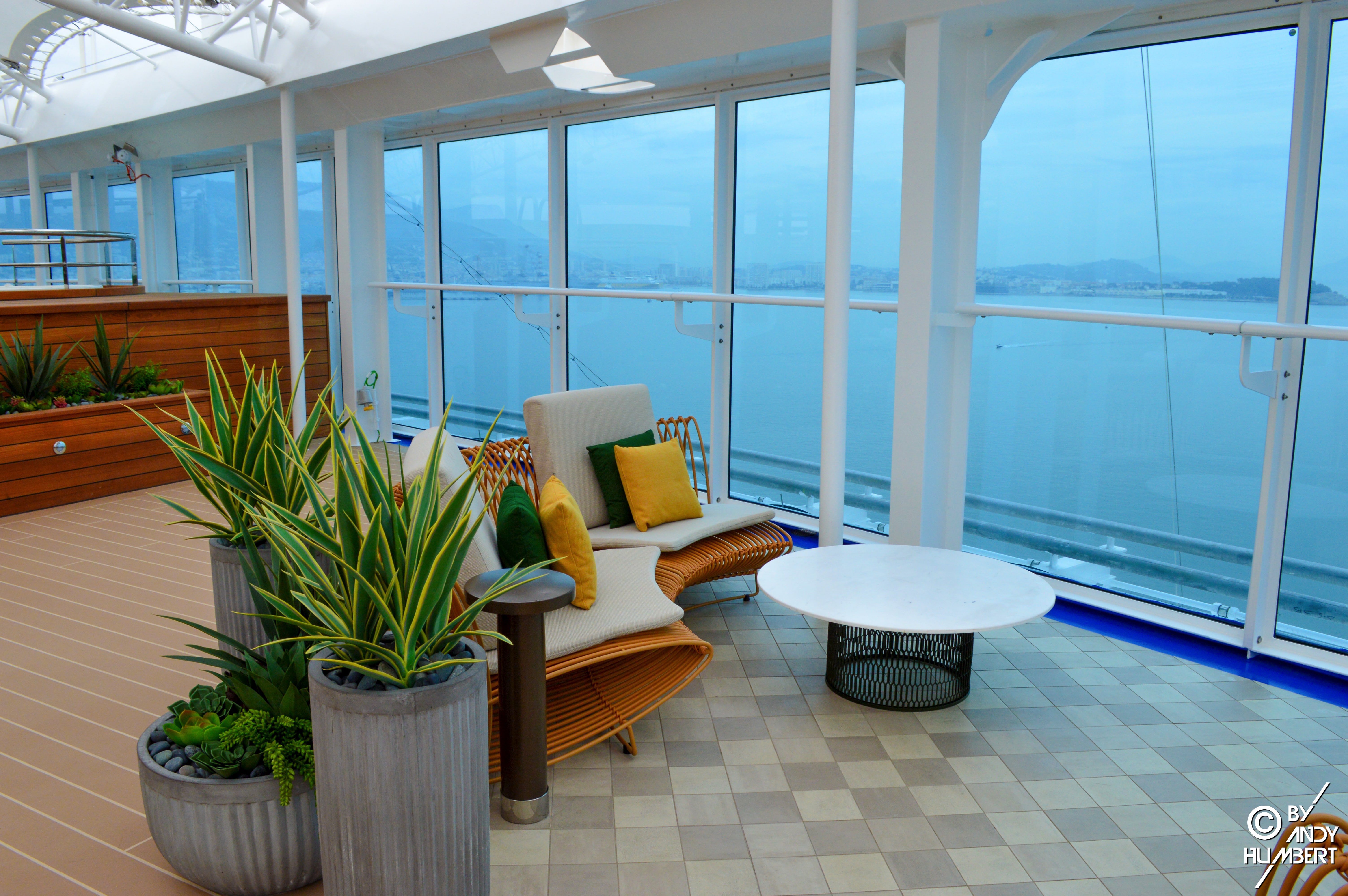 The Sanctuary (pont 18 Sky)