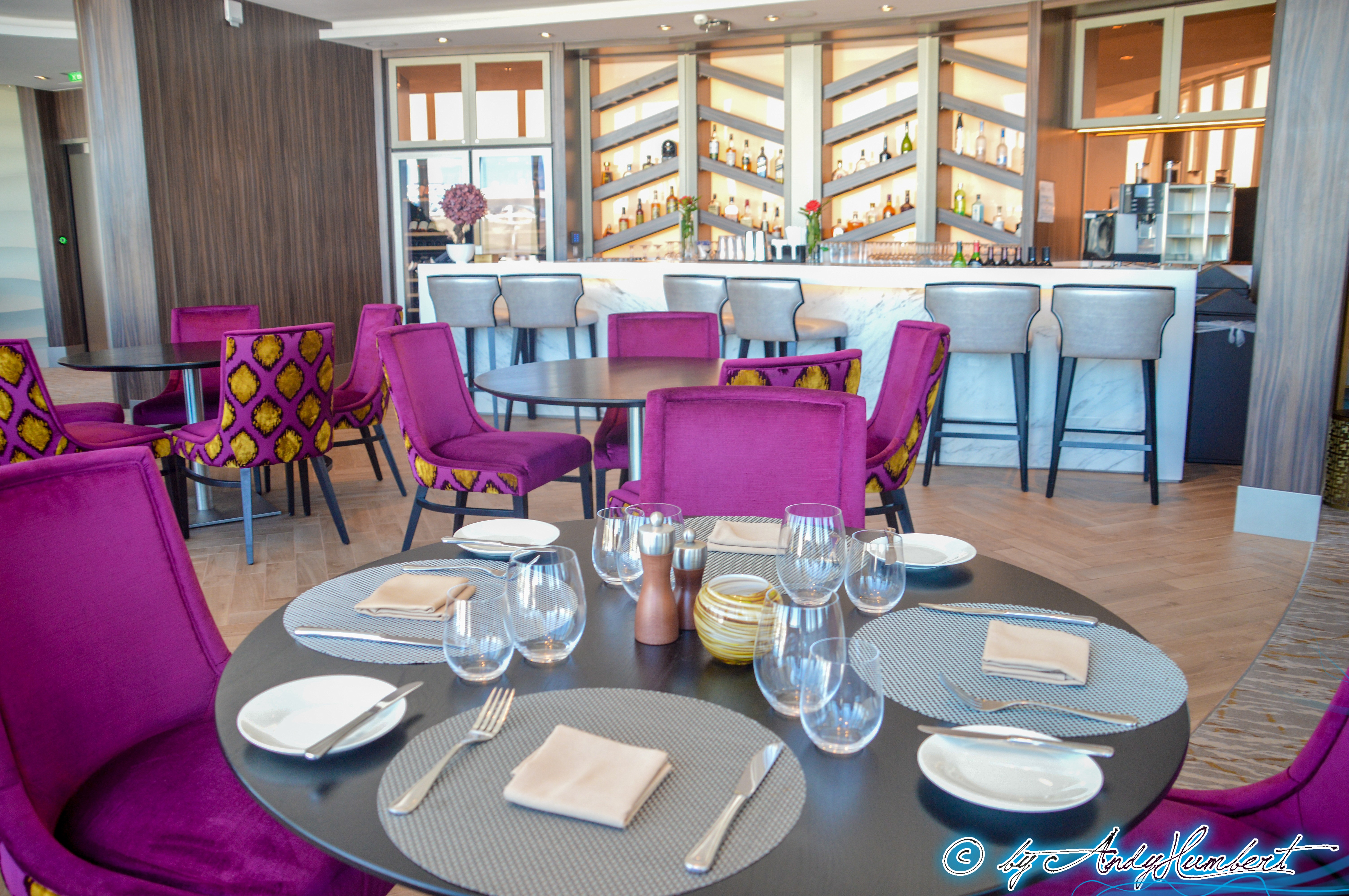 Coastal Kitchen & Suite Lounge (p17)