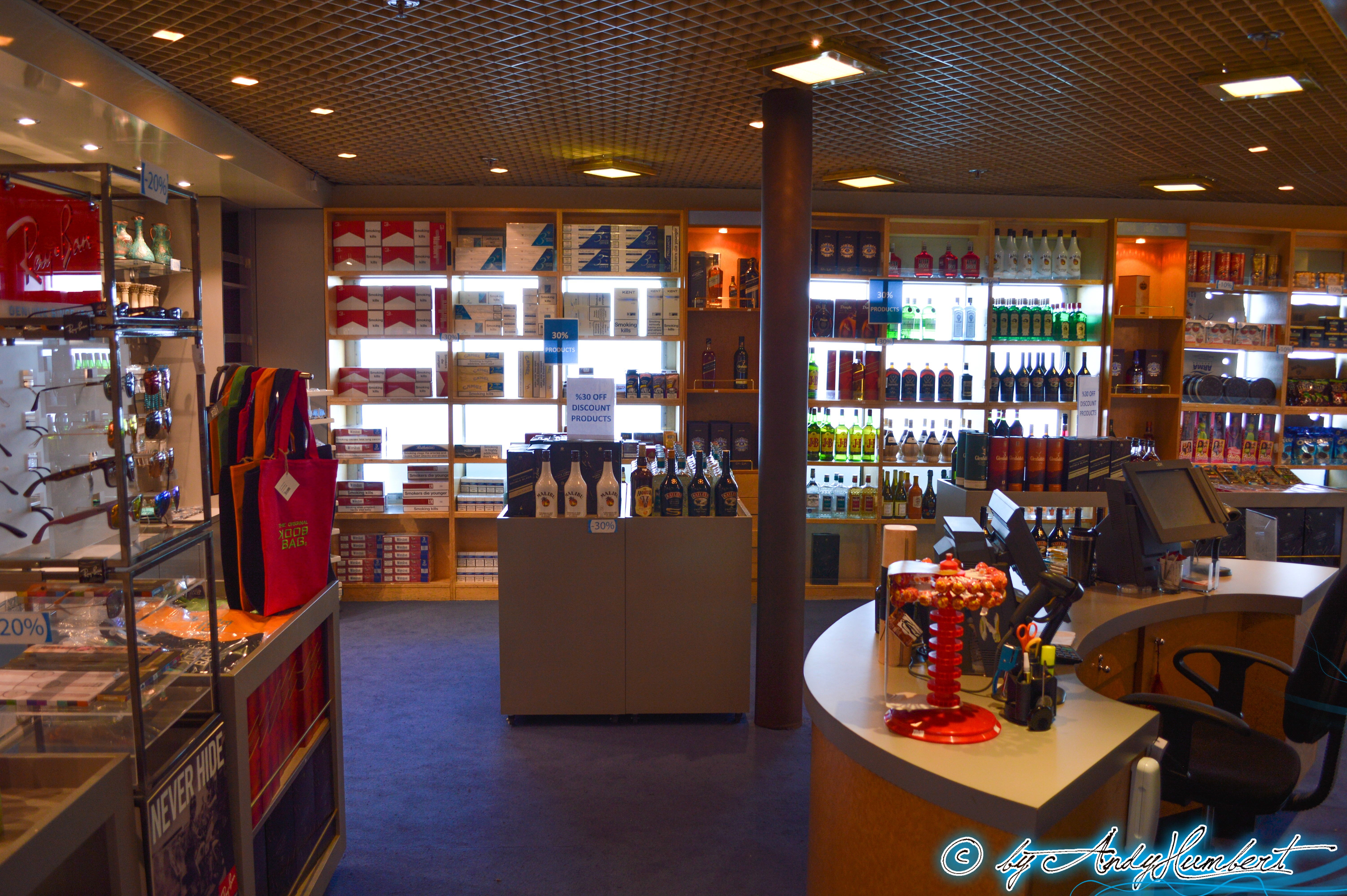 Duty Free Shop (pont 5 Dionyssos)