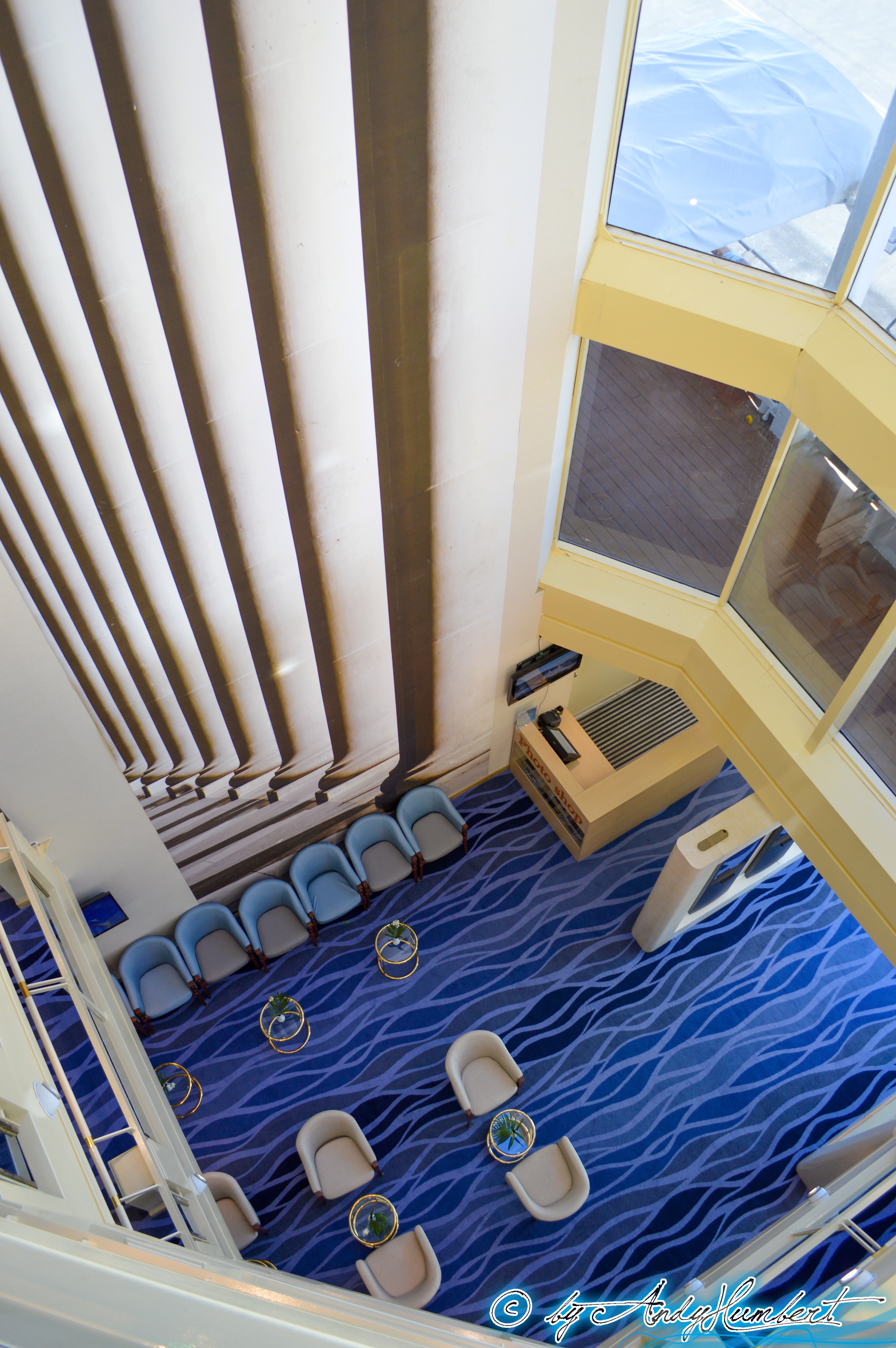 Atrium (ponts 4 à 8)