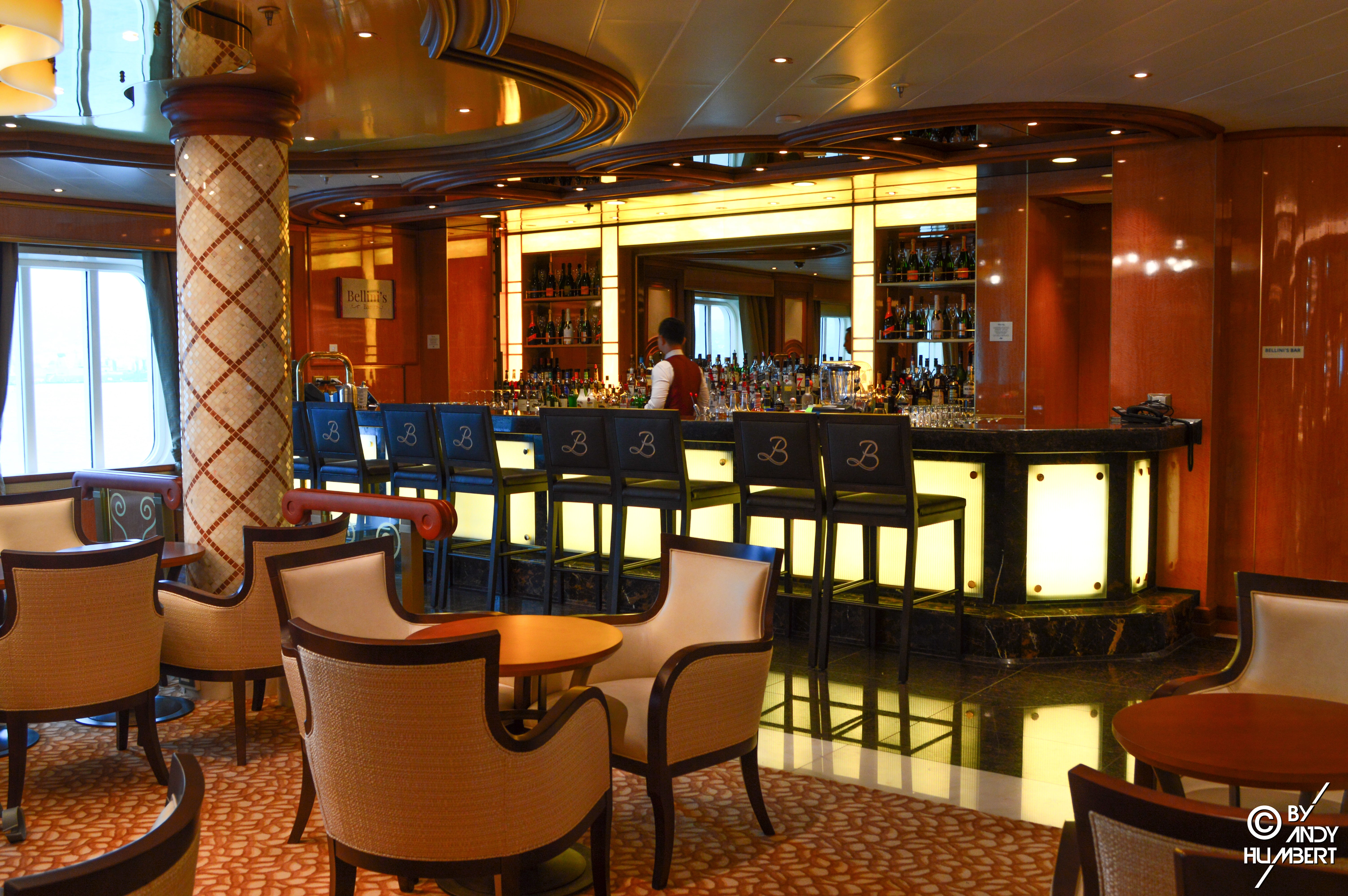 Bellini's (pont 5 Plaza)