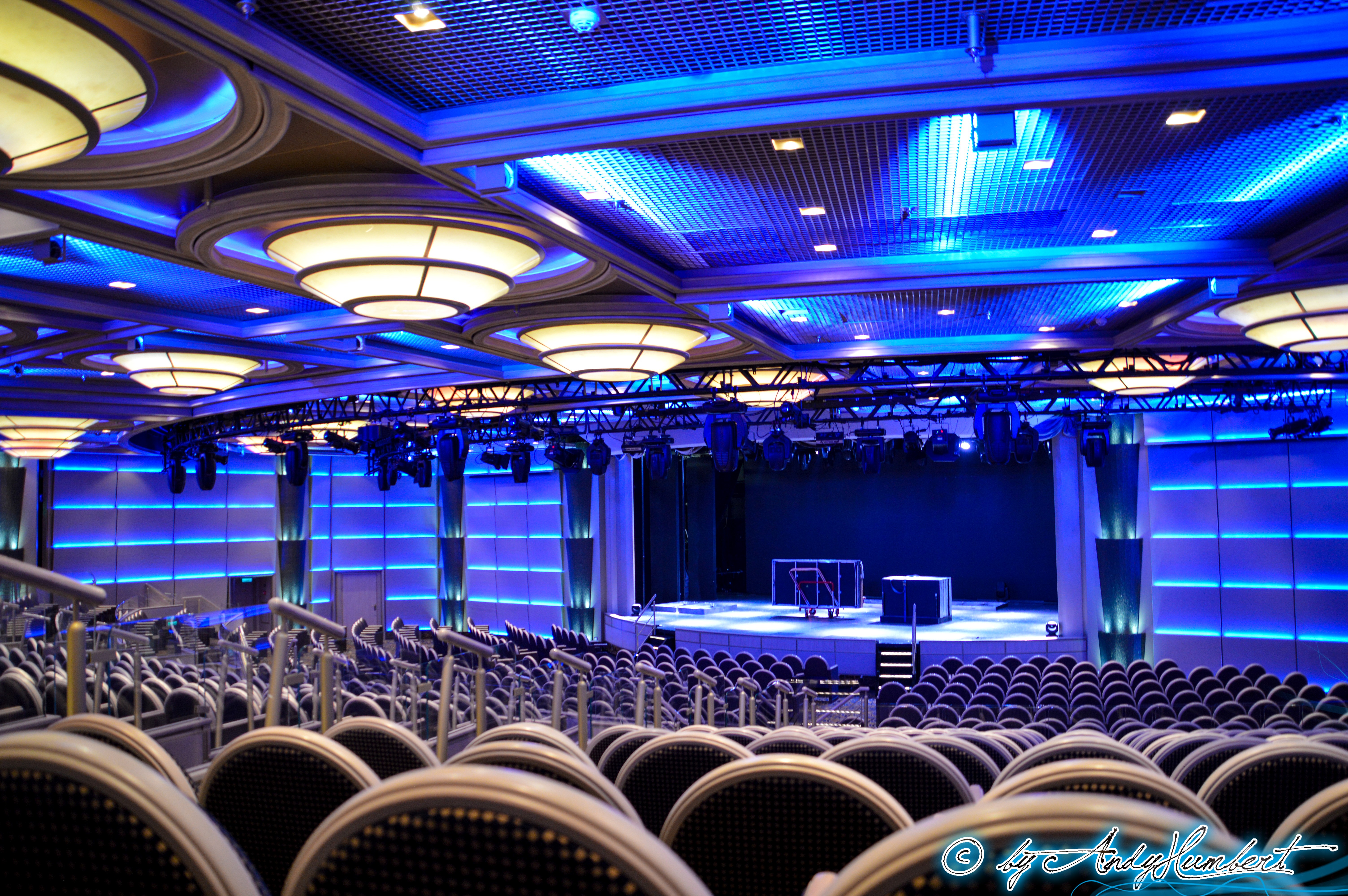 Princess Theater (ponts 6 & 7)