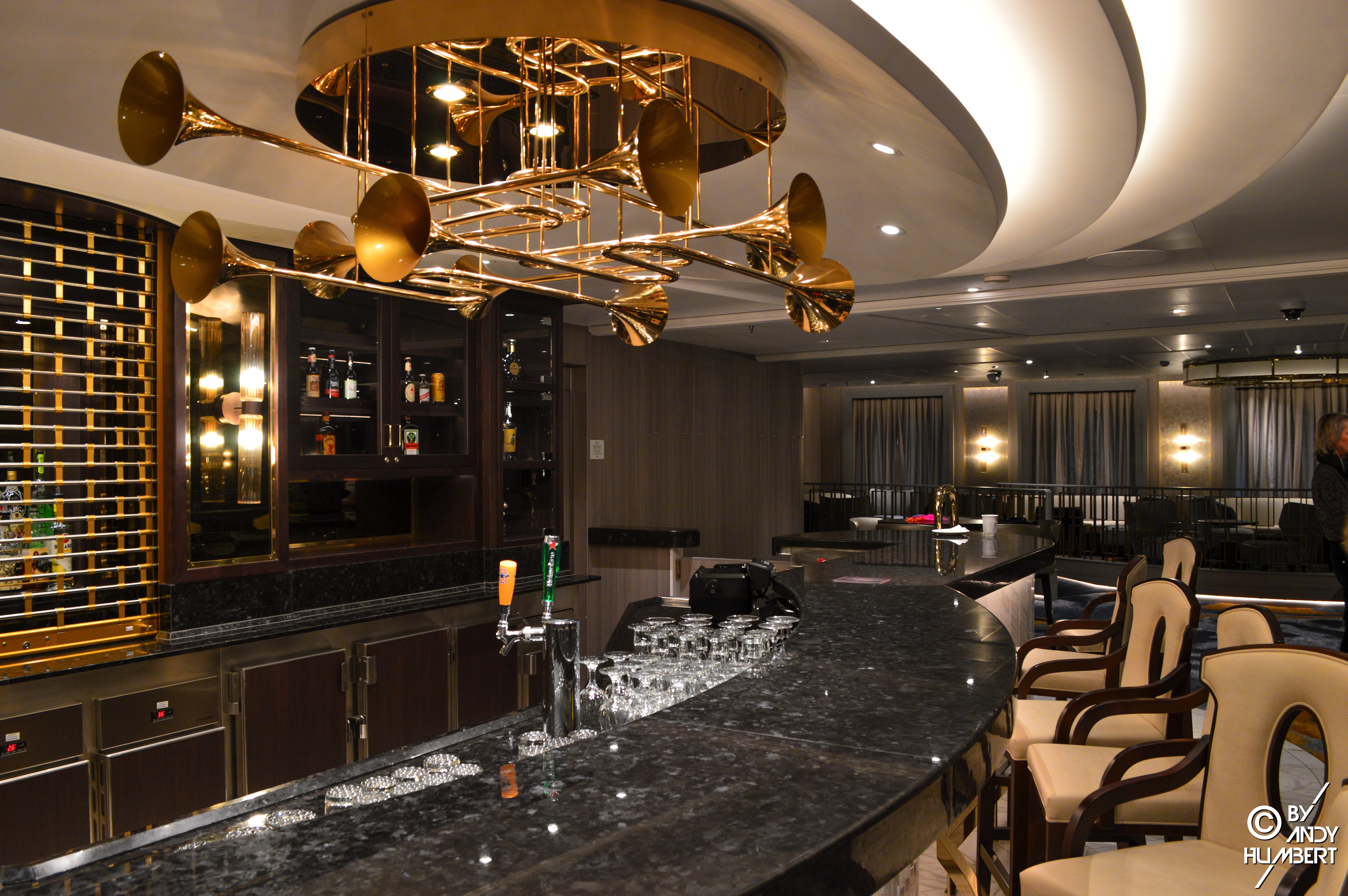 Vista Lounge (pont 7 Promenade)