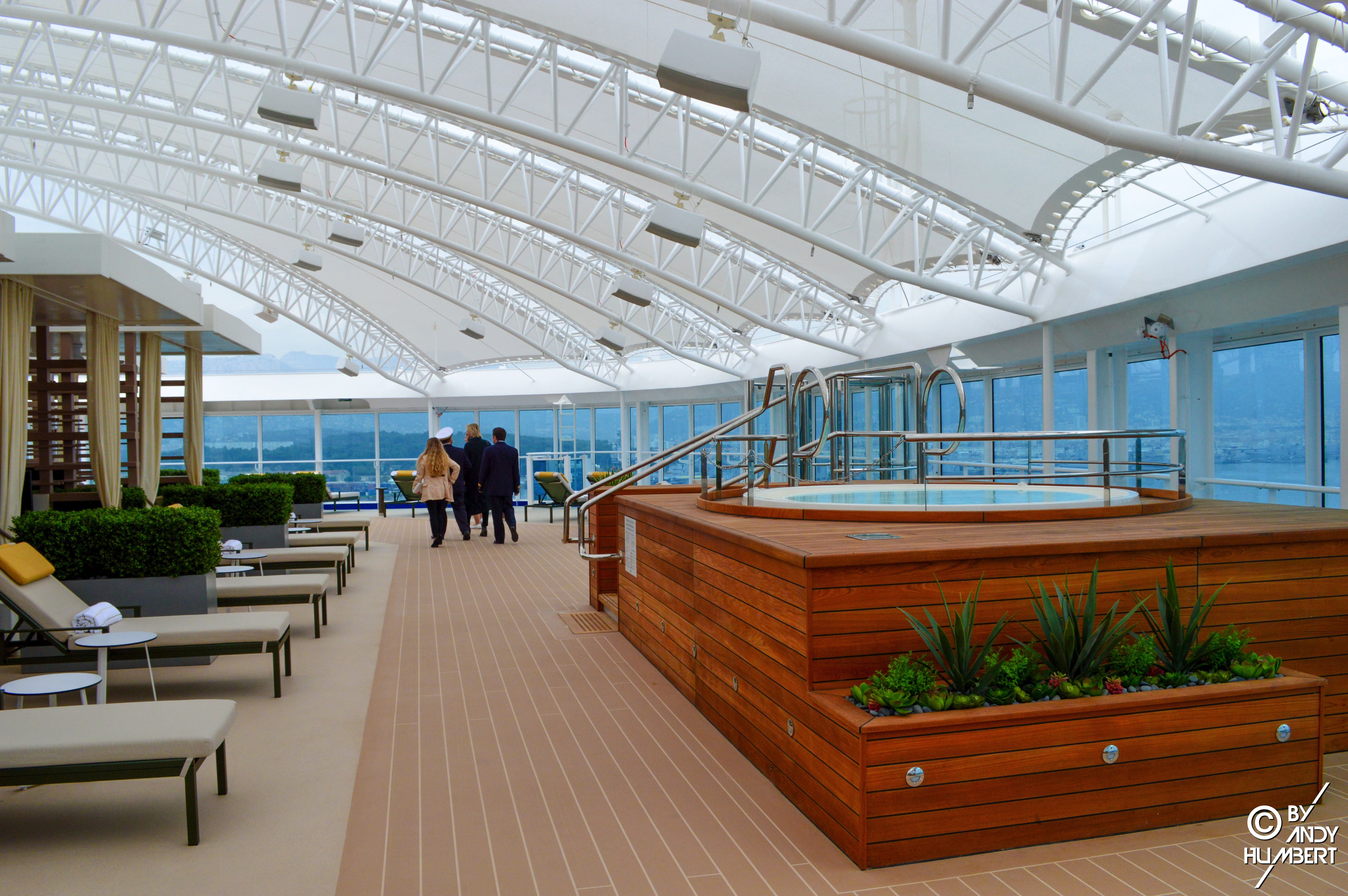 The Sanctuary (pont 18 Sky)