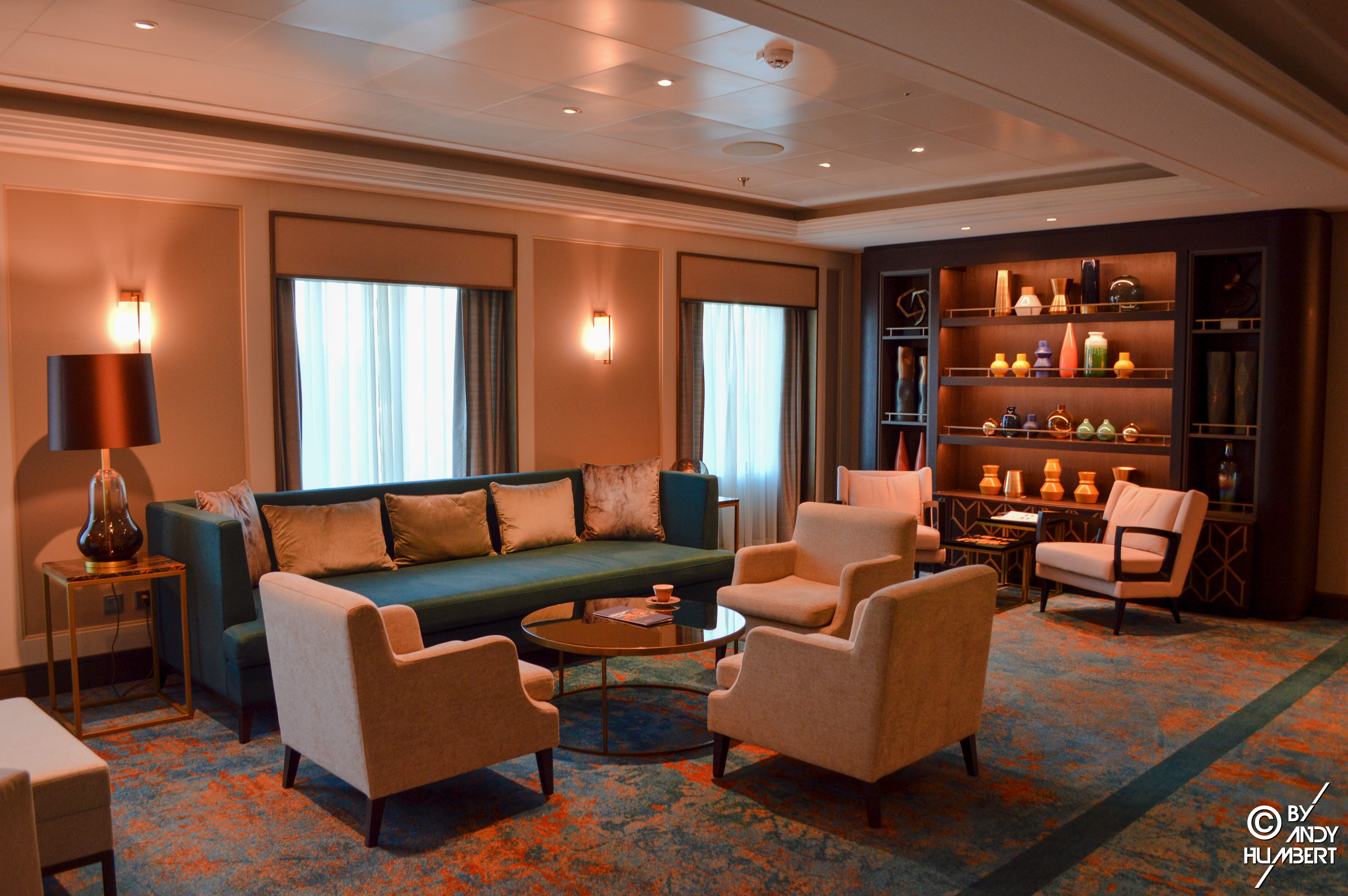 The Living Room (Main deck)