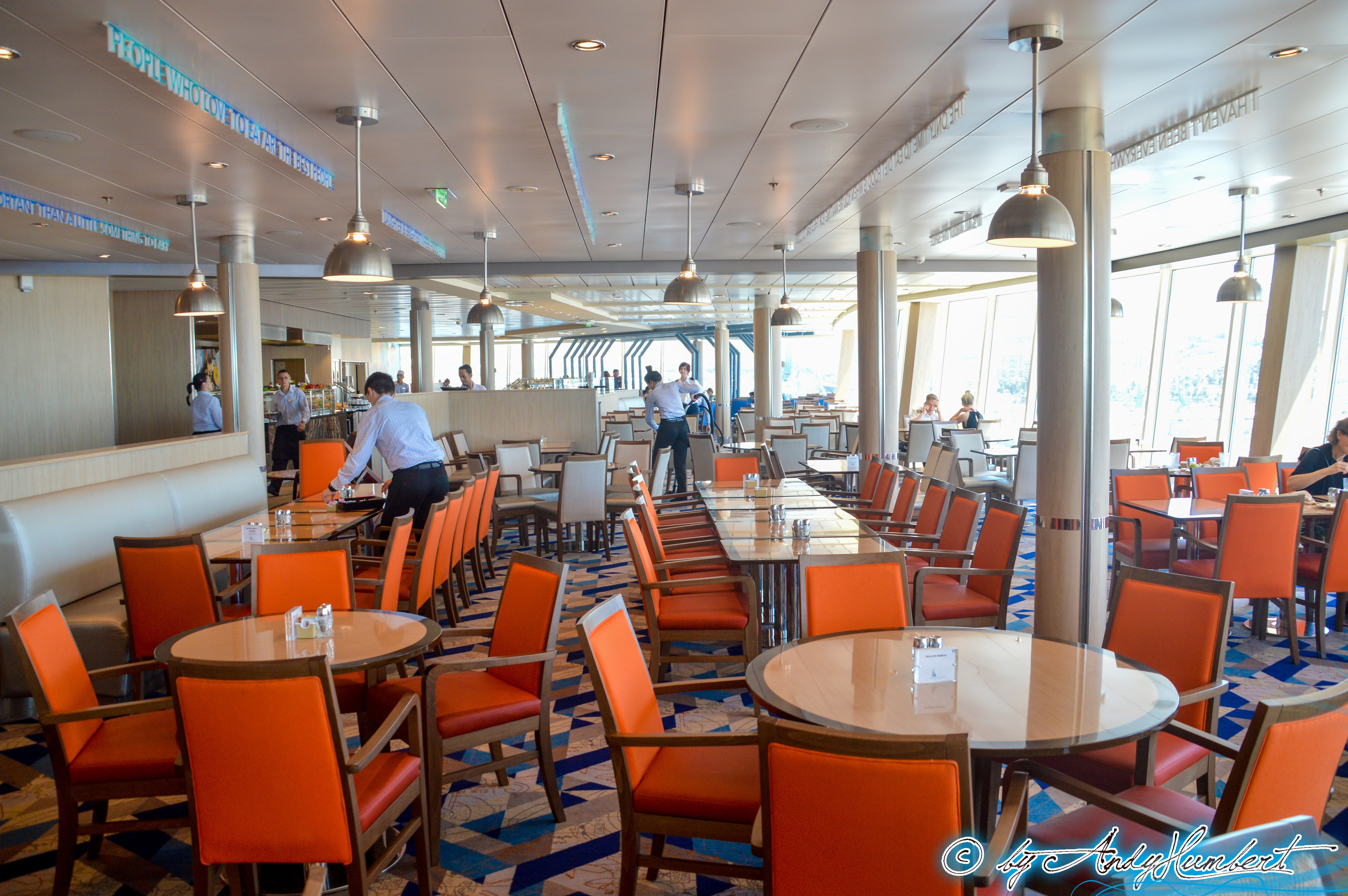 Windjammer Marketplace (pont 16)