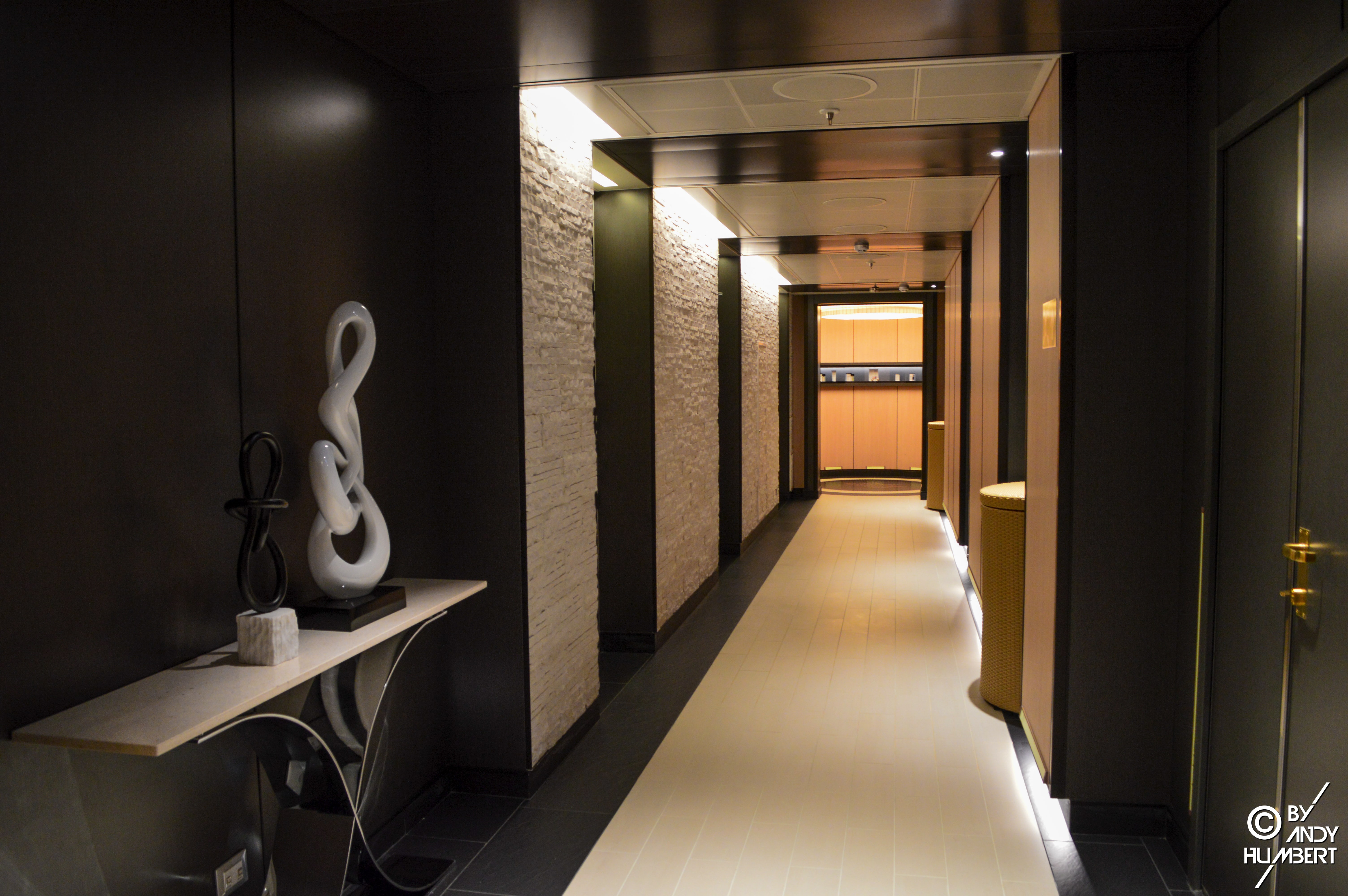 Lotus Spa & Salon (pont 5 Plaza)