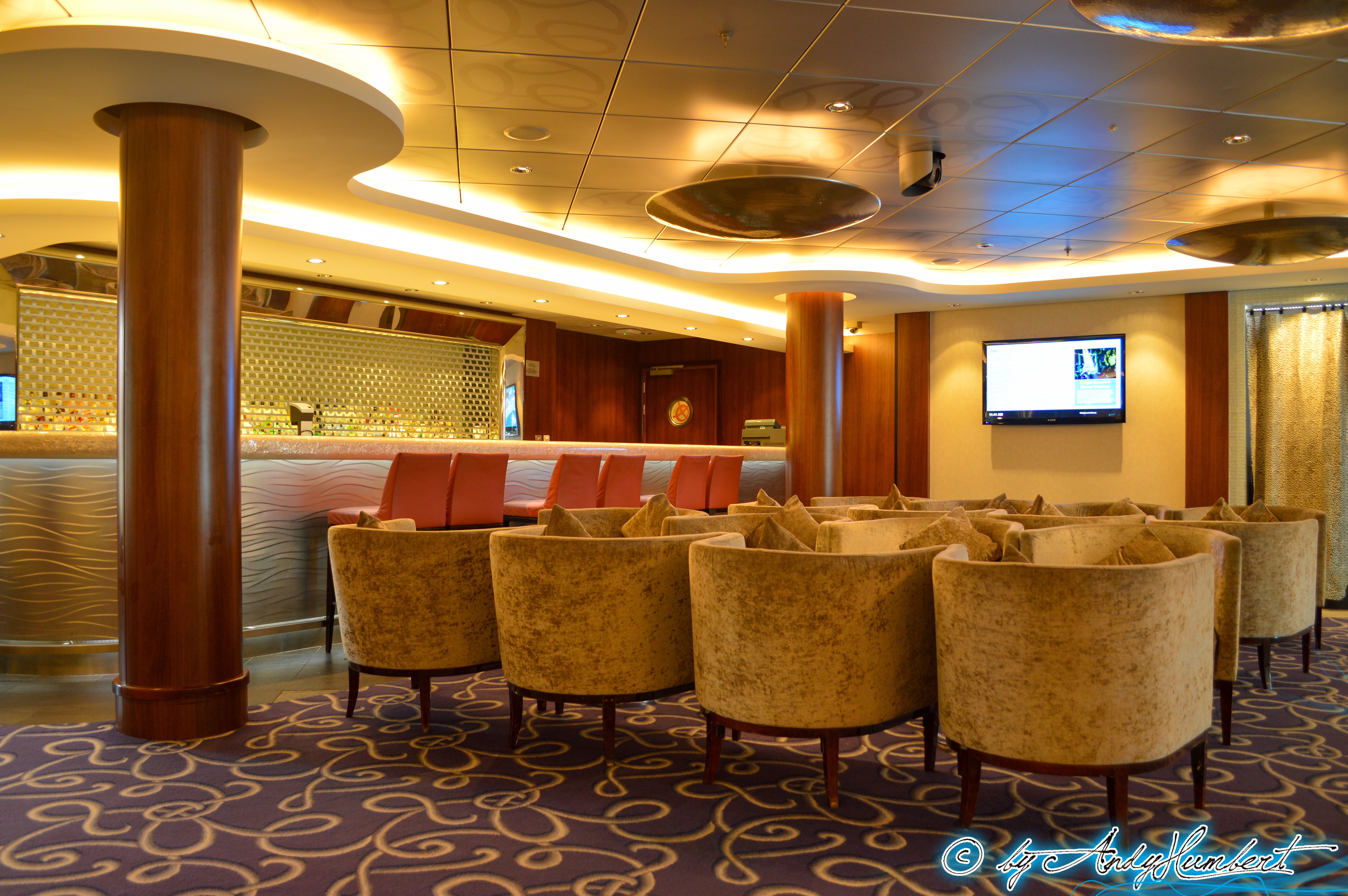Shaker's Martini & Champagne Bar p.7