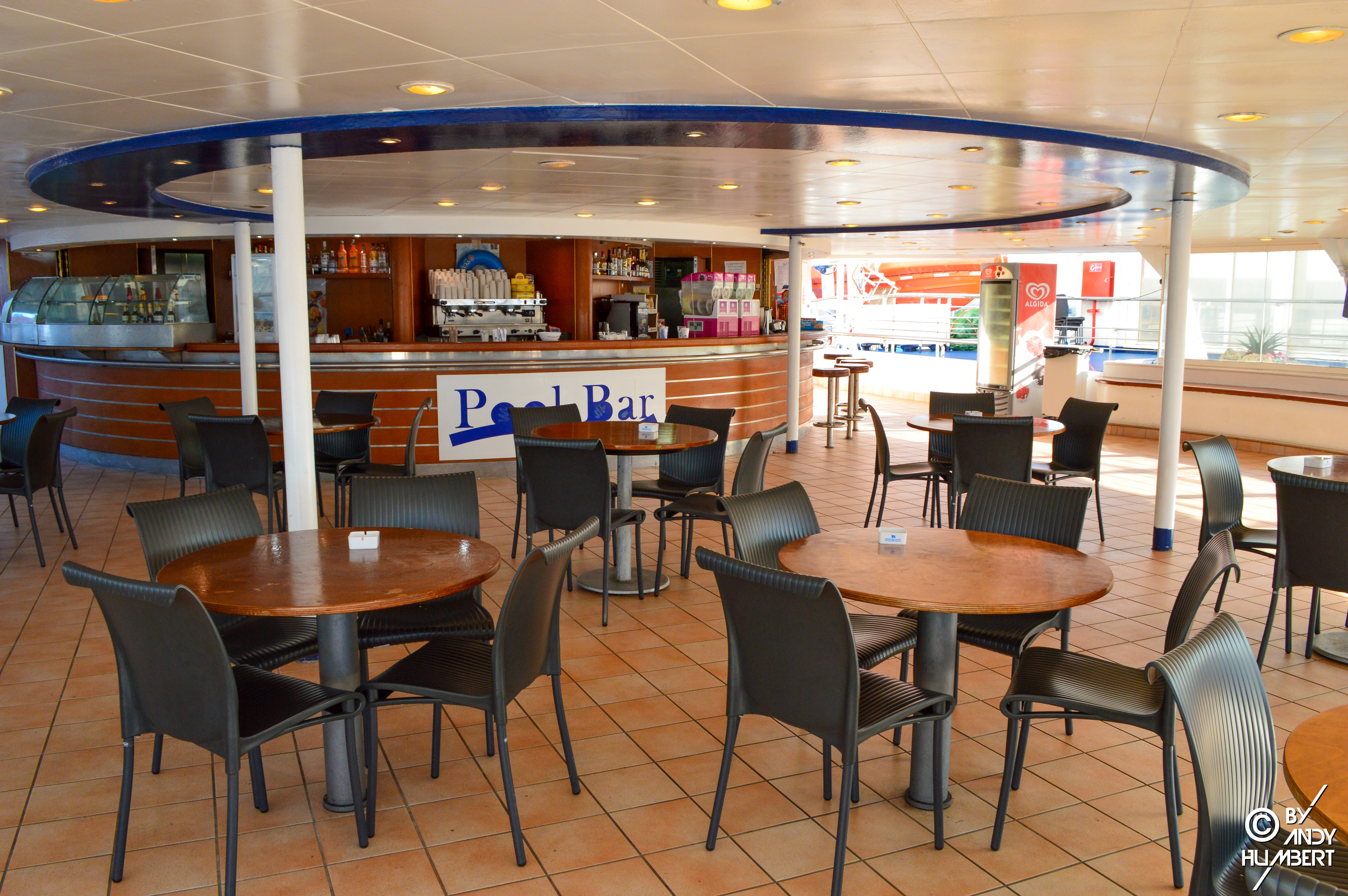 Pool Bar (pont 8)