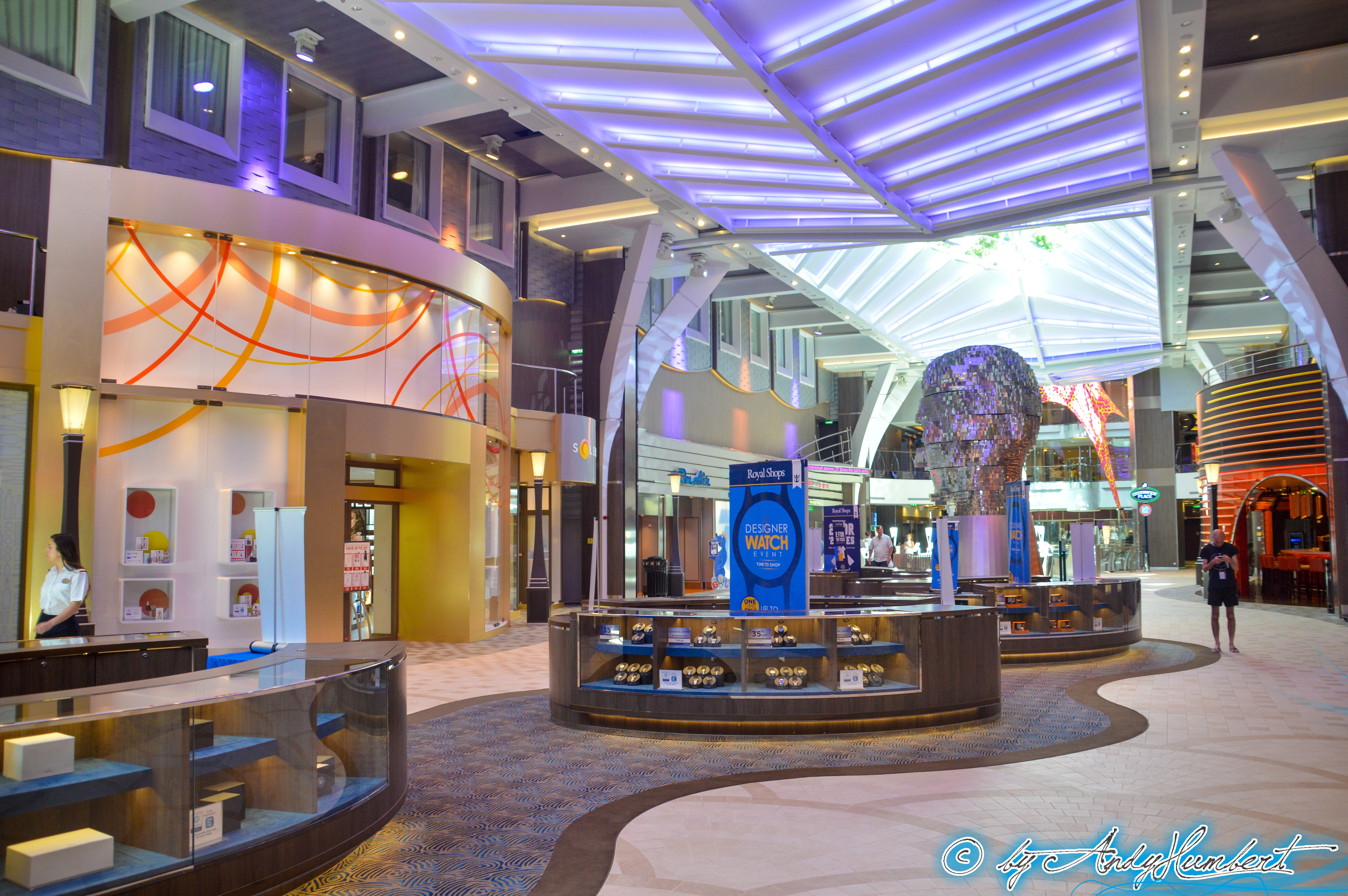 Royal Promenade (ponts 5 & 6)