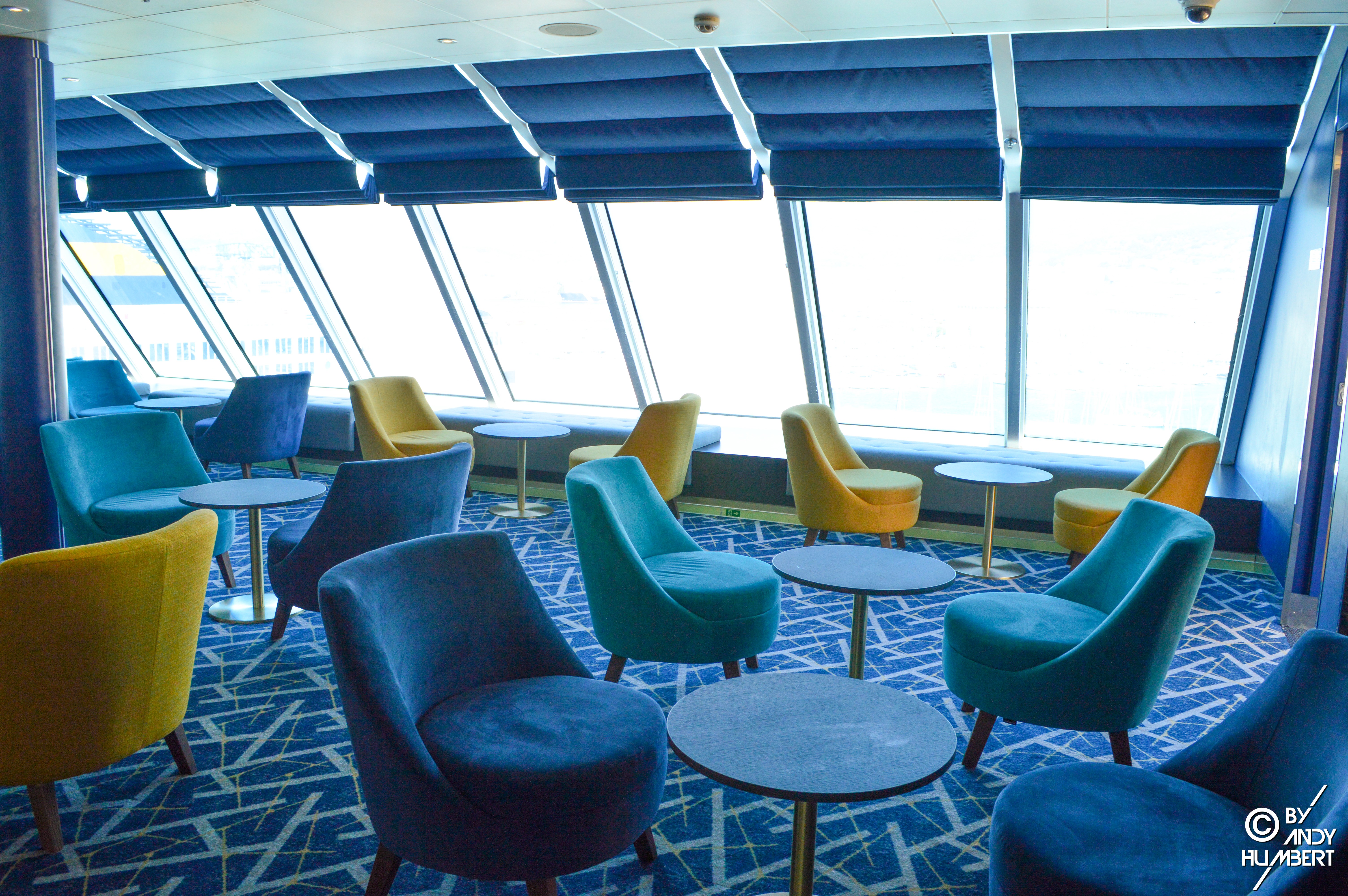 Indigo Bar & Club (pont 12)