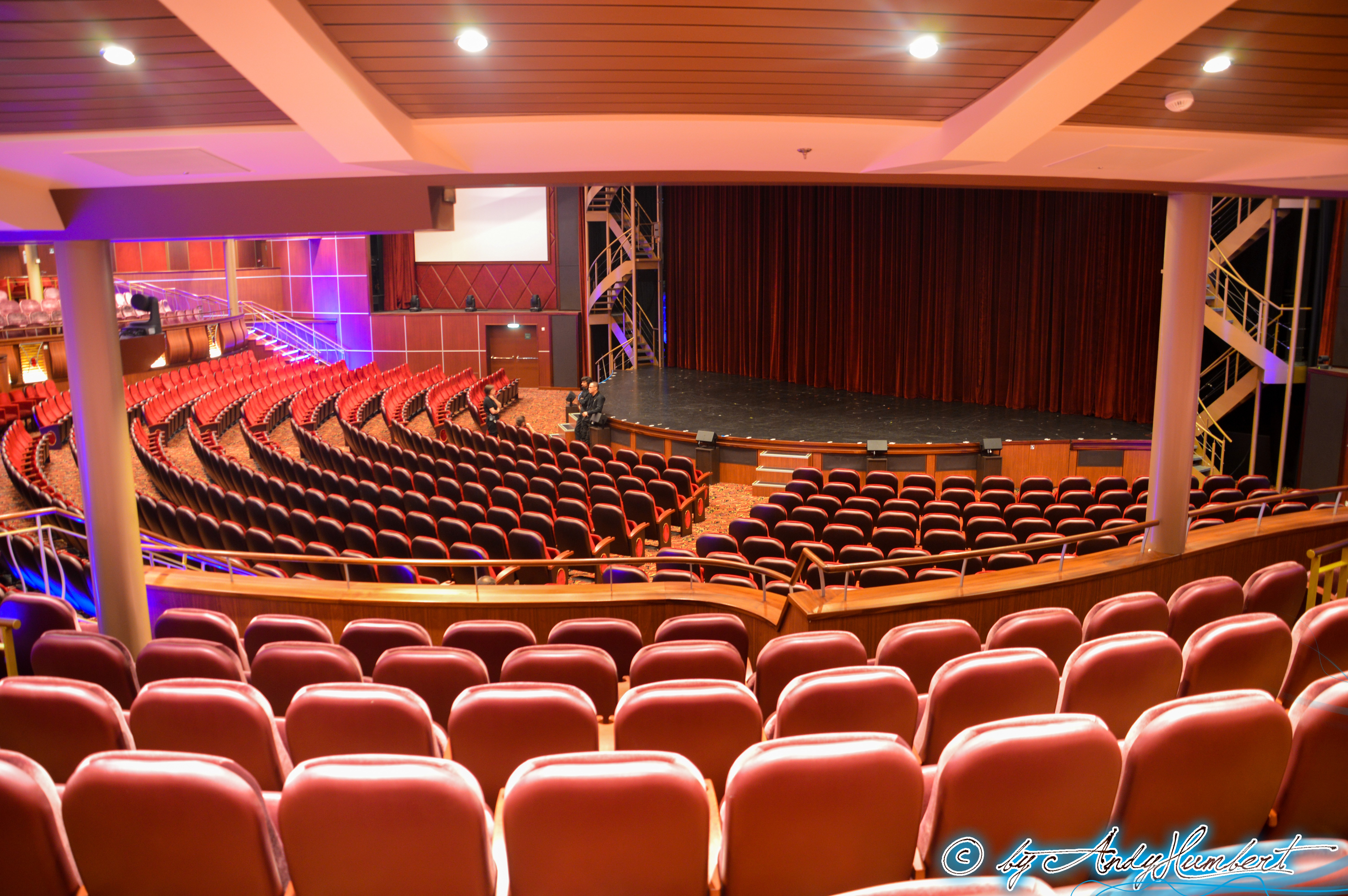 Royal Theater (ponts 3, 4 & 5)