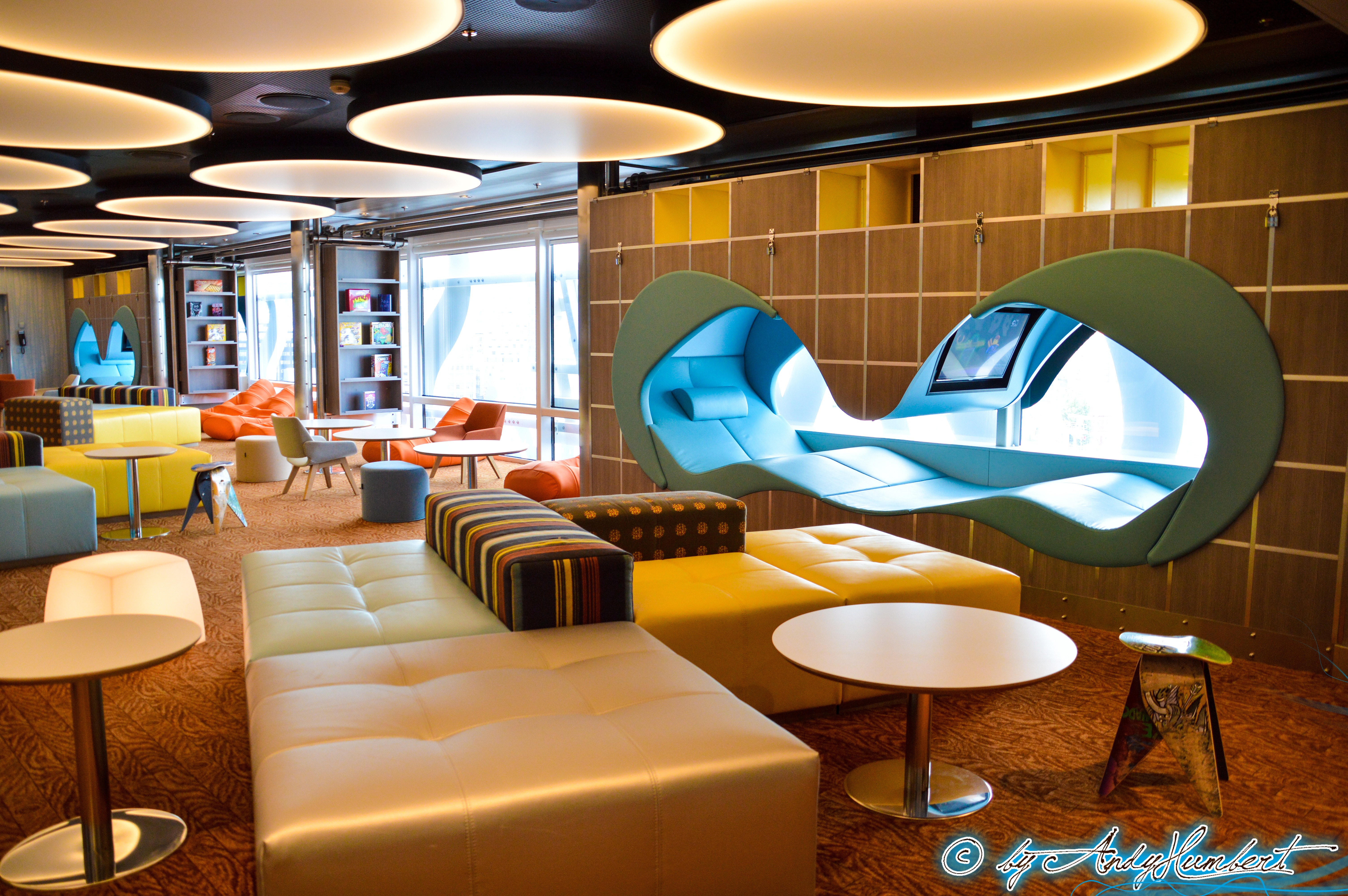 The Living Room (pont 14)