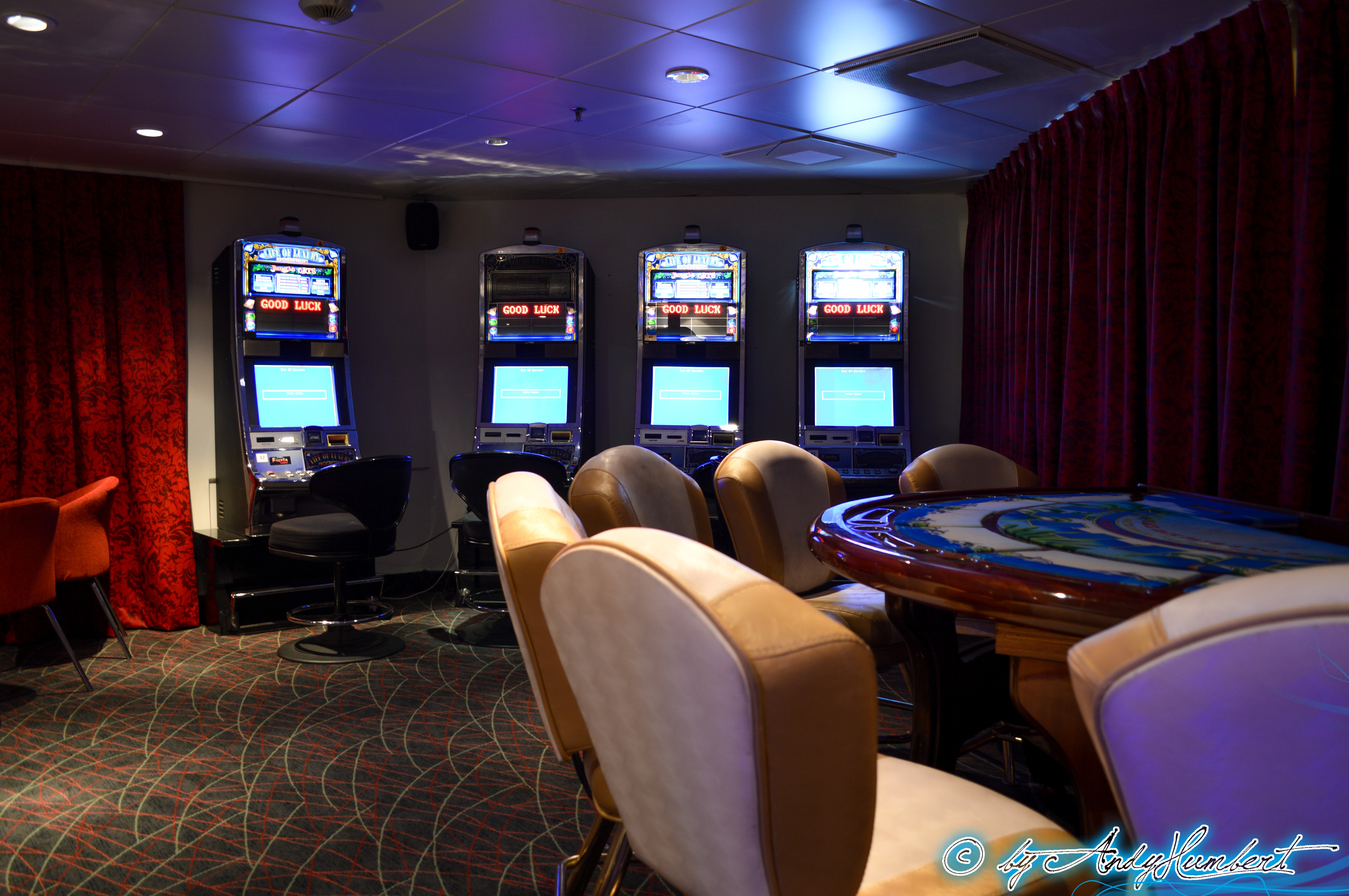 Eclipse Lounge (pont 7 Apollo)