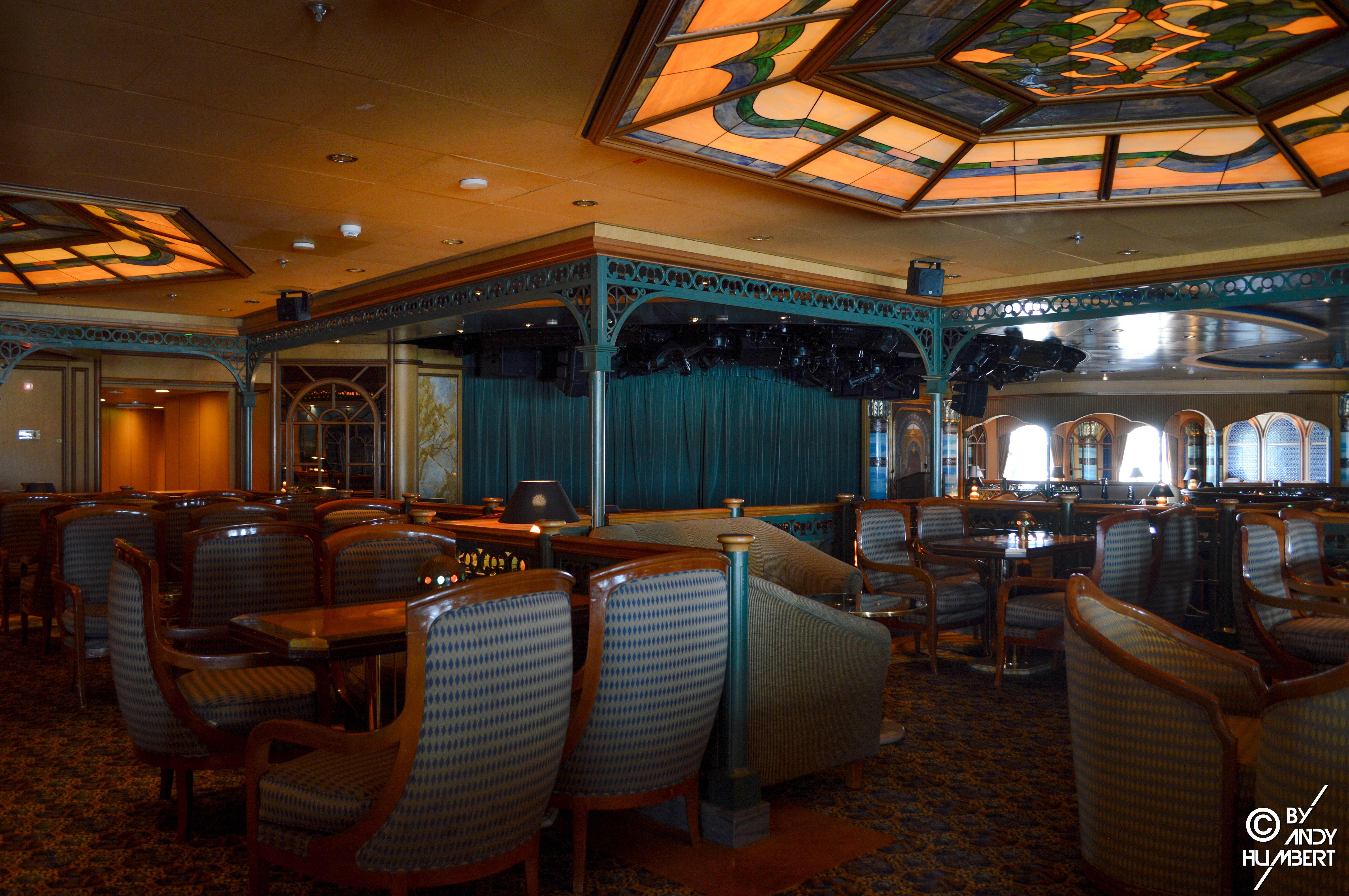 Explorers Lounge (pont 7)