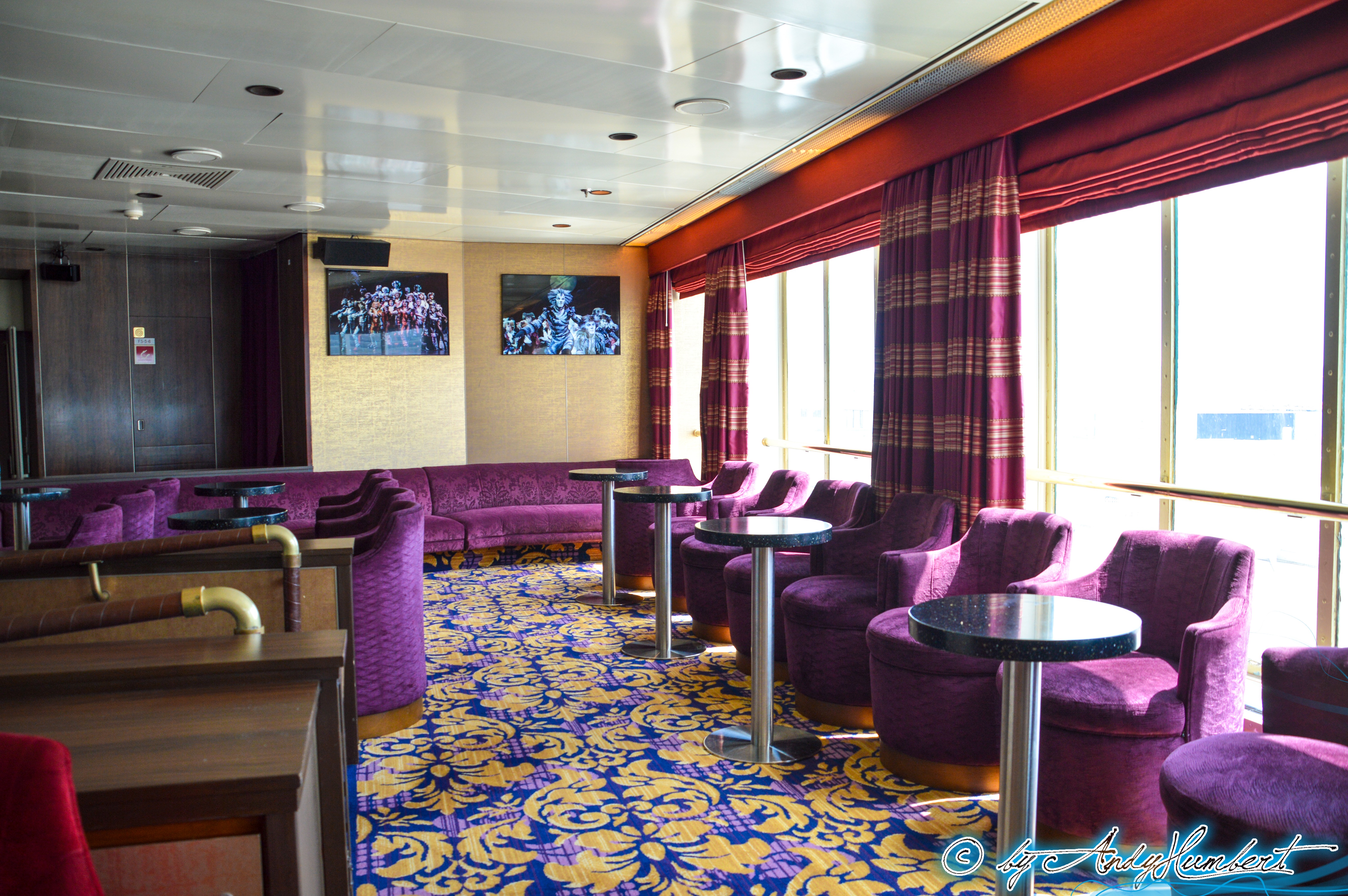 Broadway Show Lounge (pont 5)