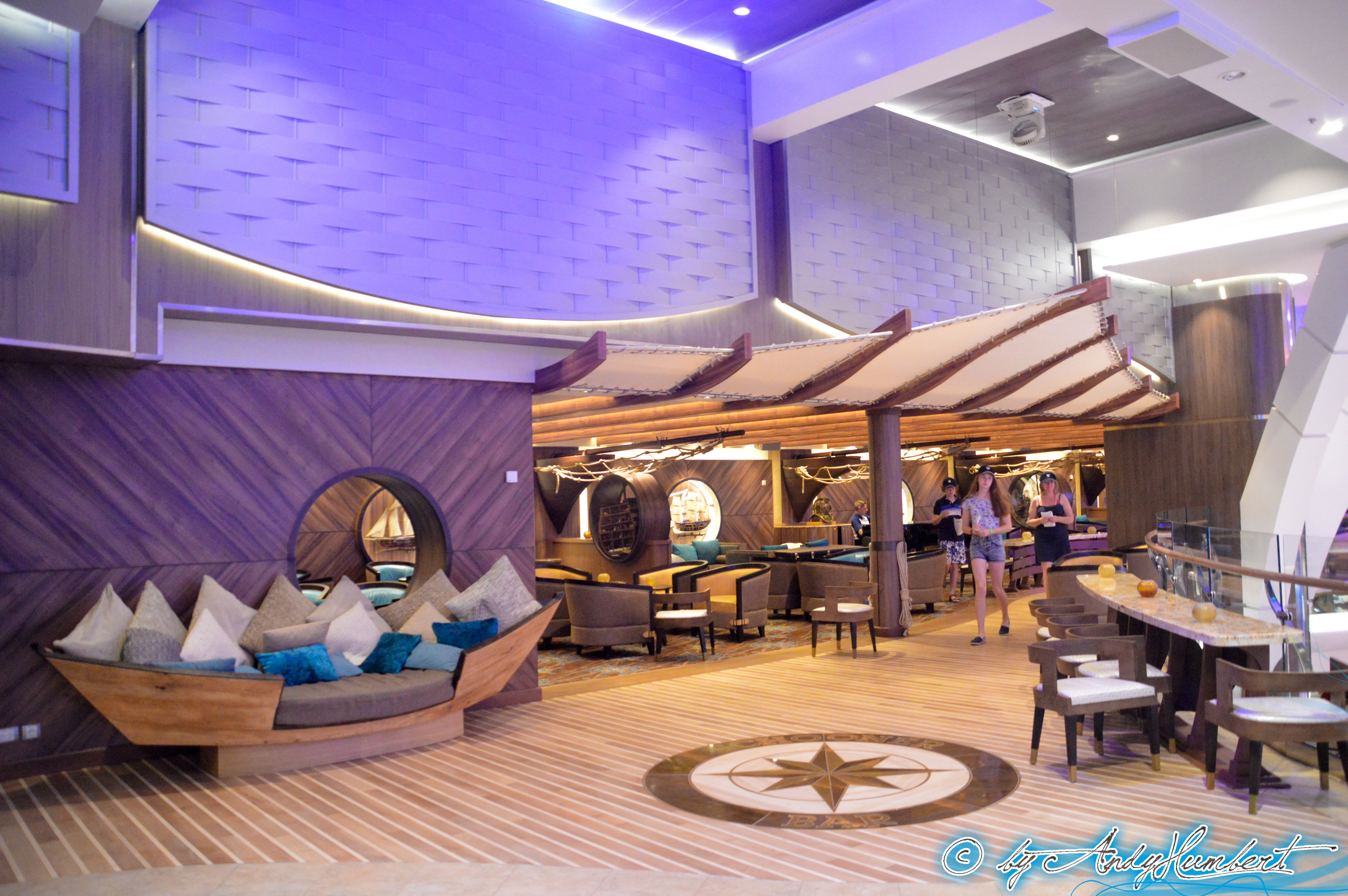 Schooner Bar (pont 6)