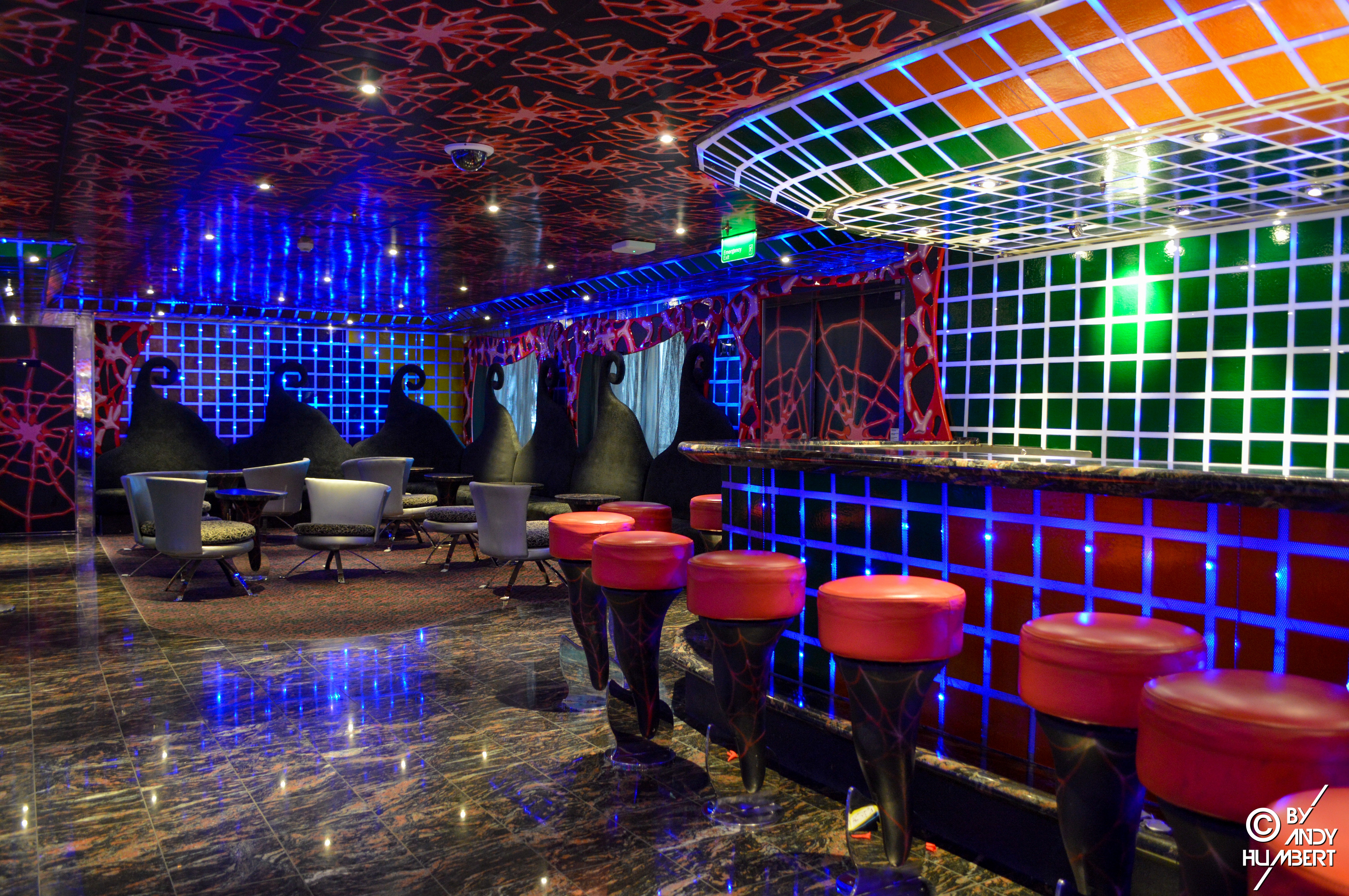 Discothèque Fever (pont 4 Groove)