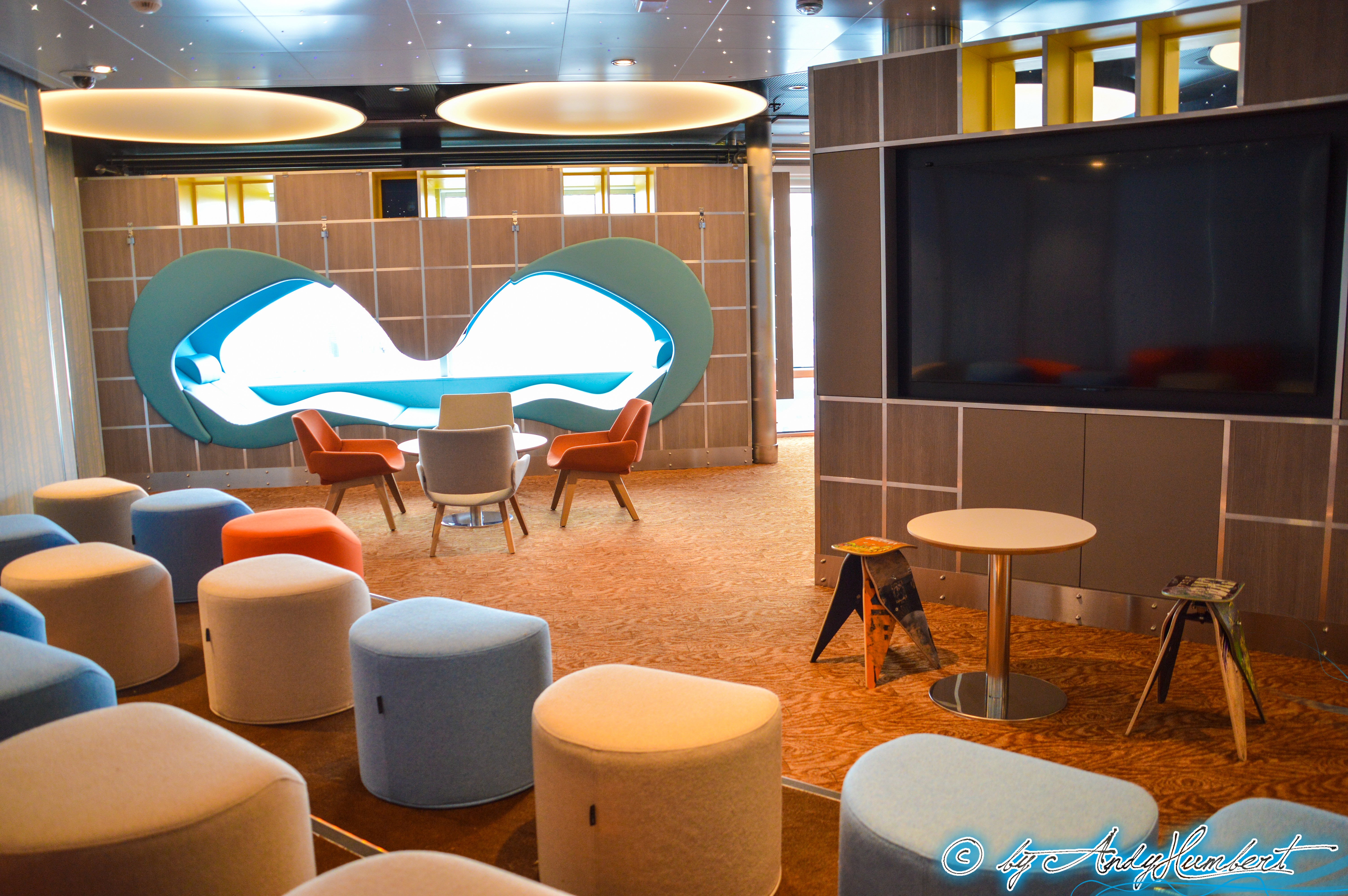 The Living Room (pont 14)
