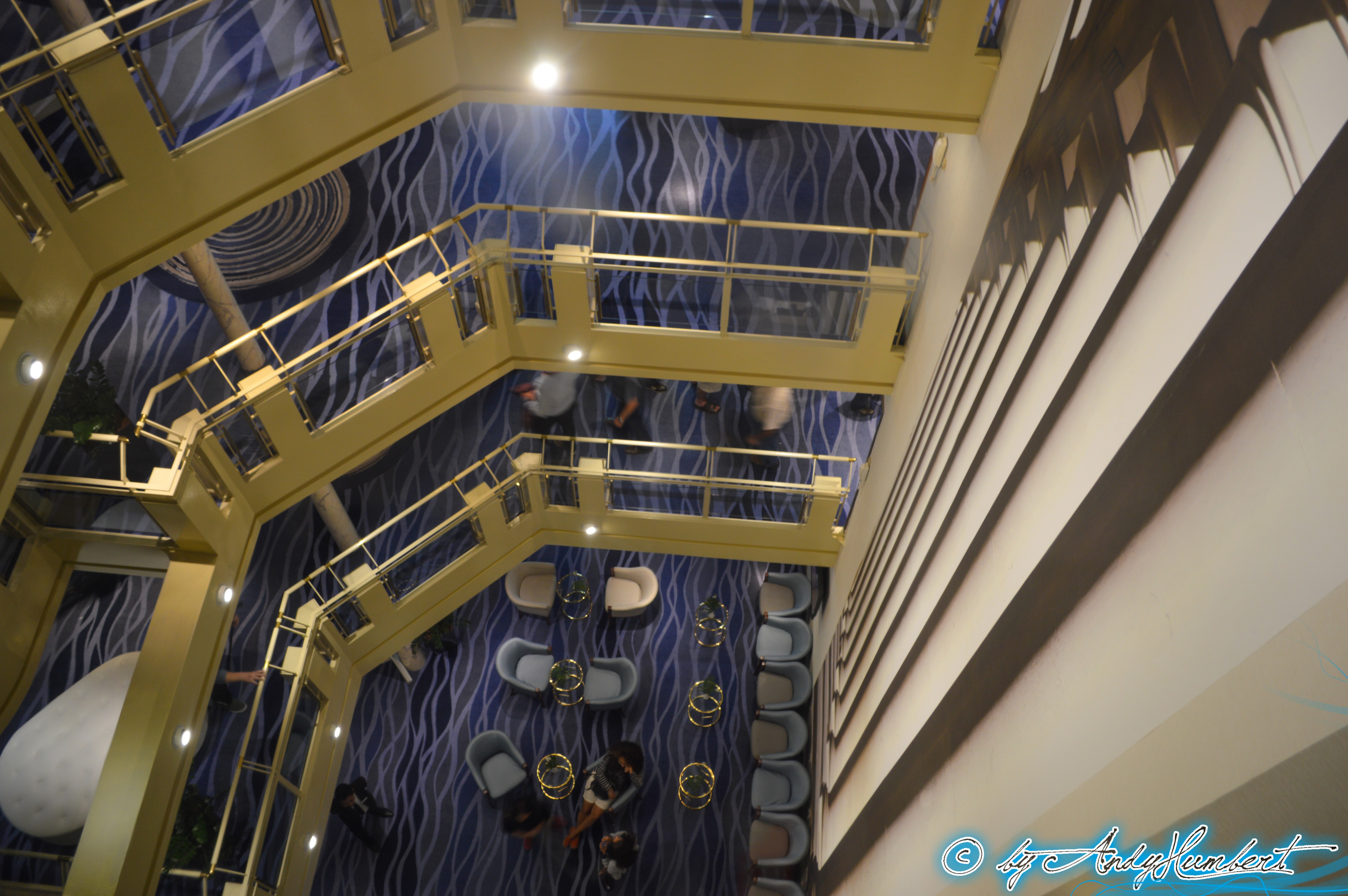 Atrium (ponts 4 à 8)