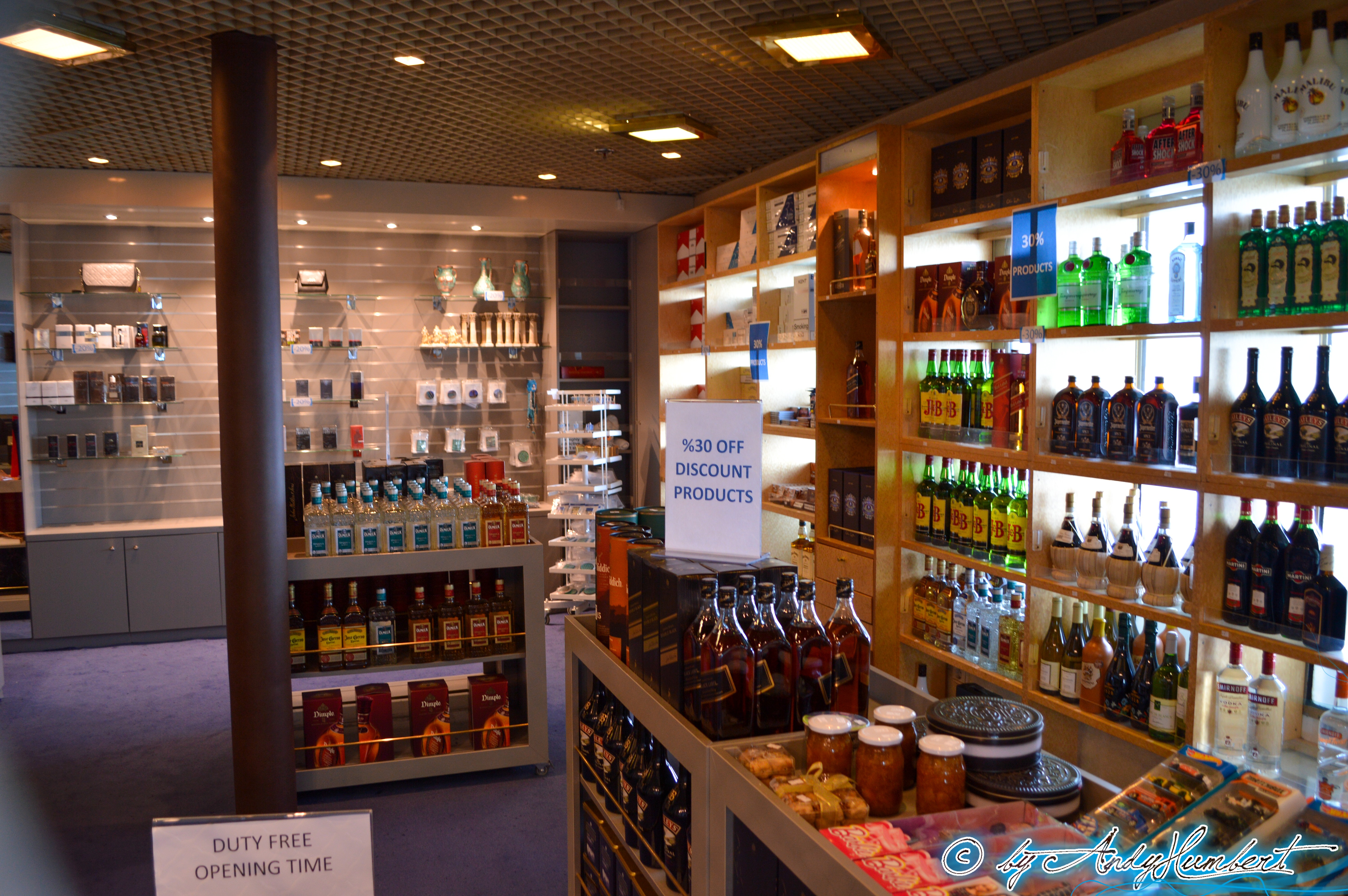 Duty Free Shop (pont 5 Dionyssos)