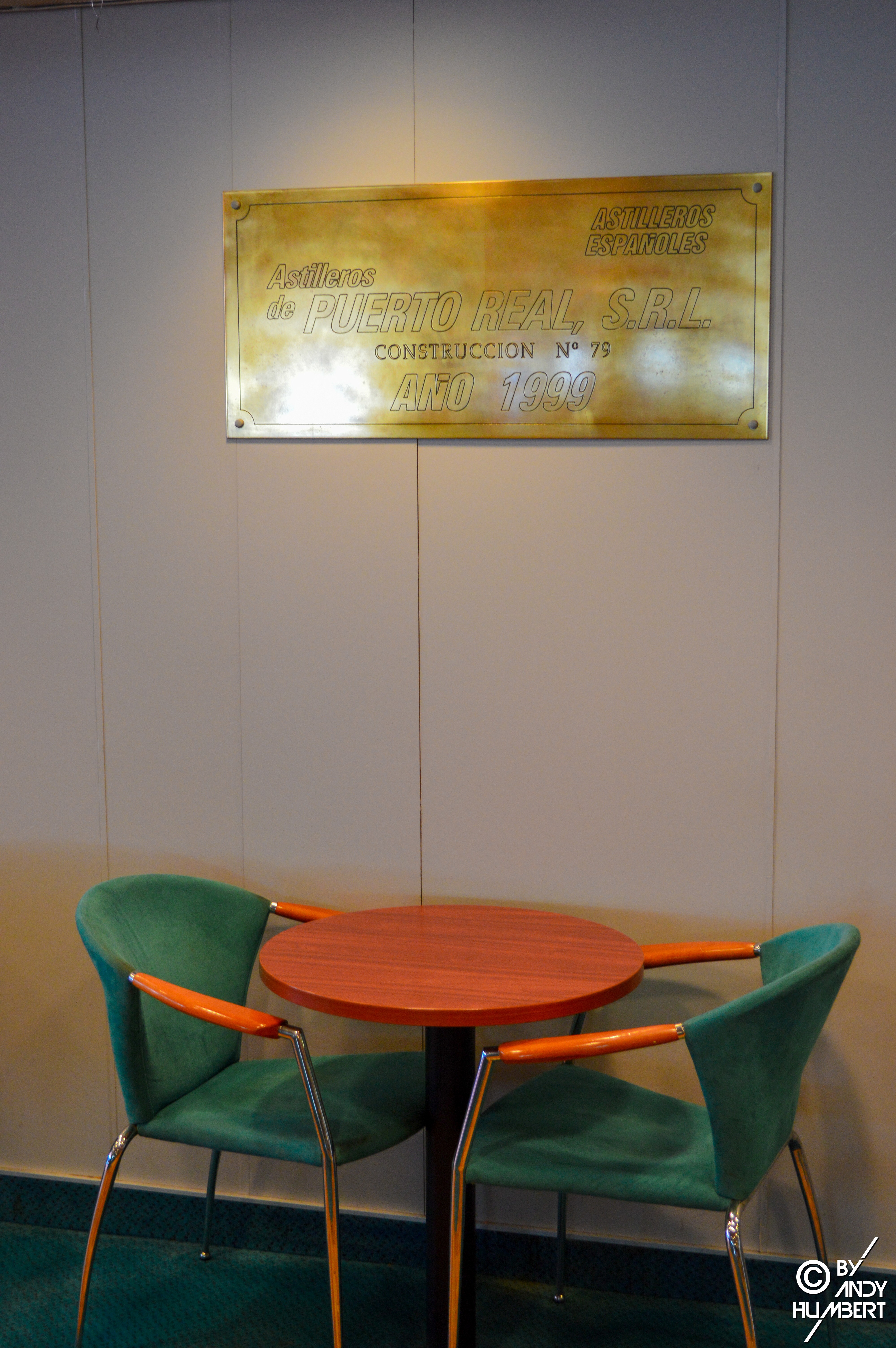 Salon bar (pont 7)