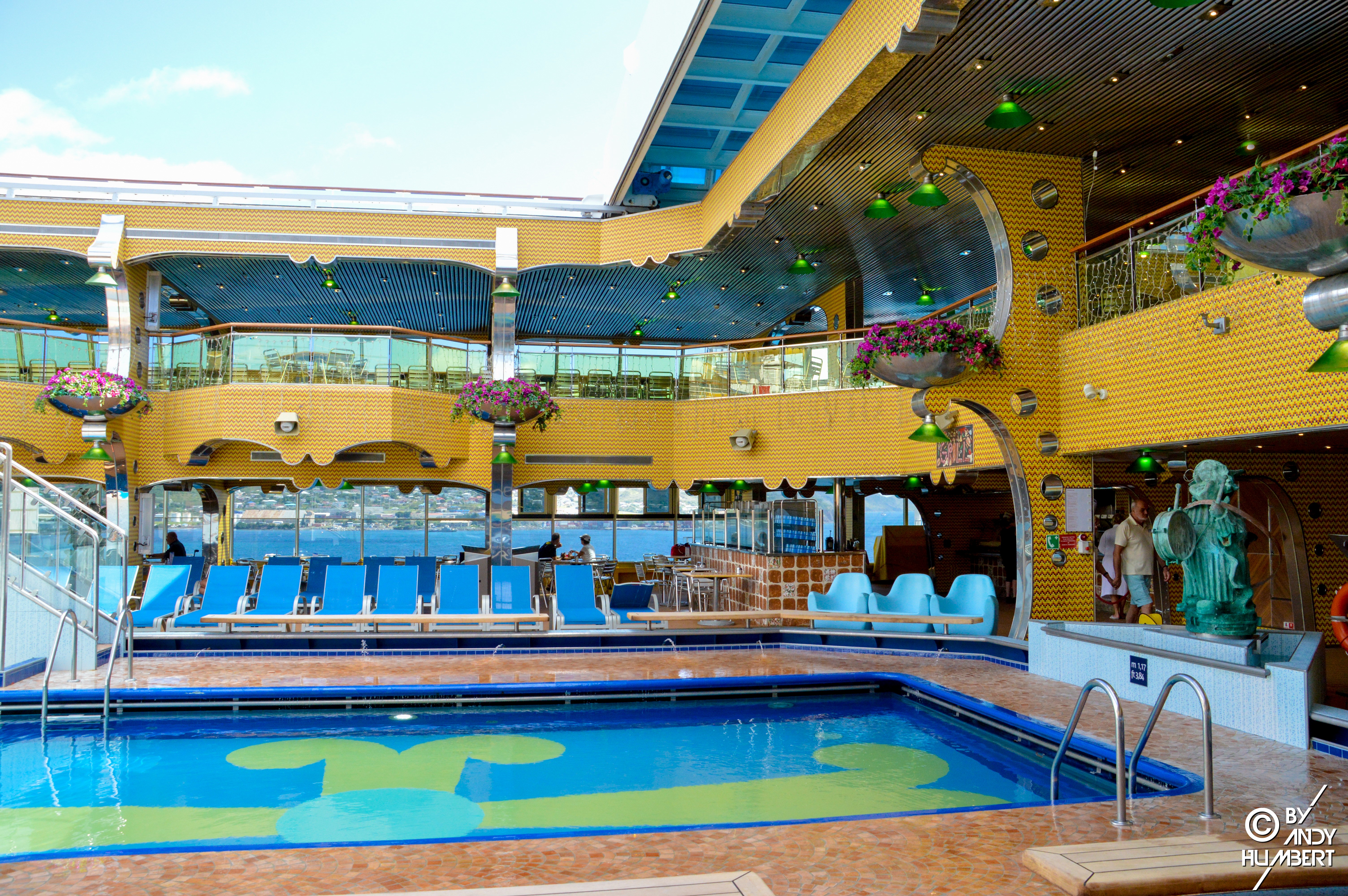 Lido Calypso (ponts 9 et 10)