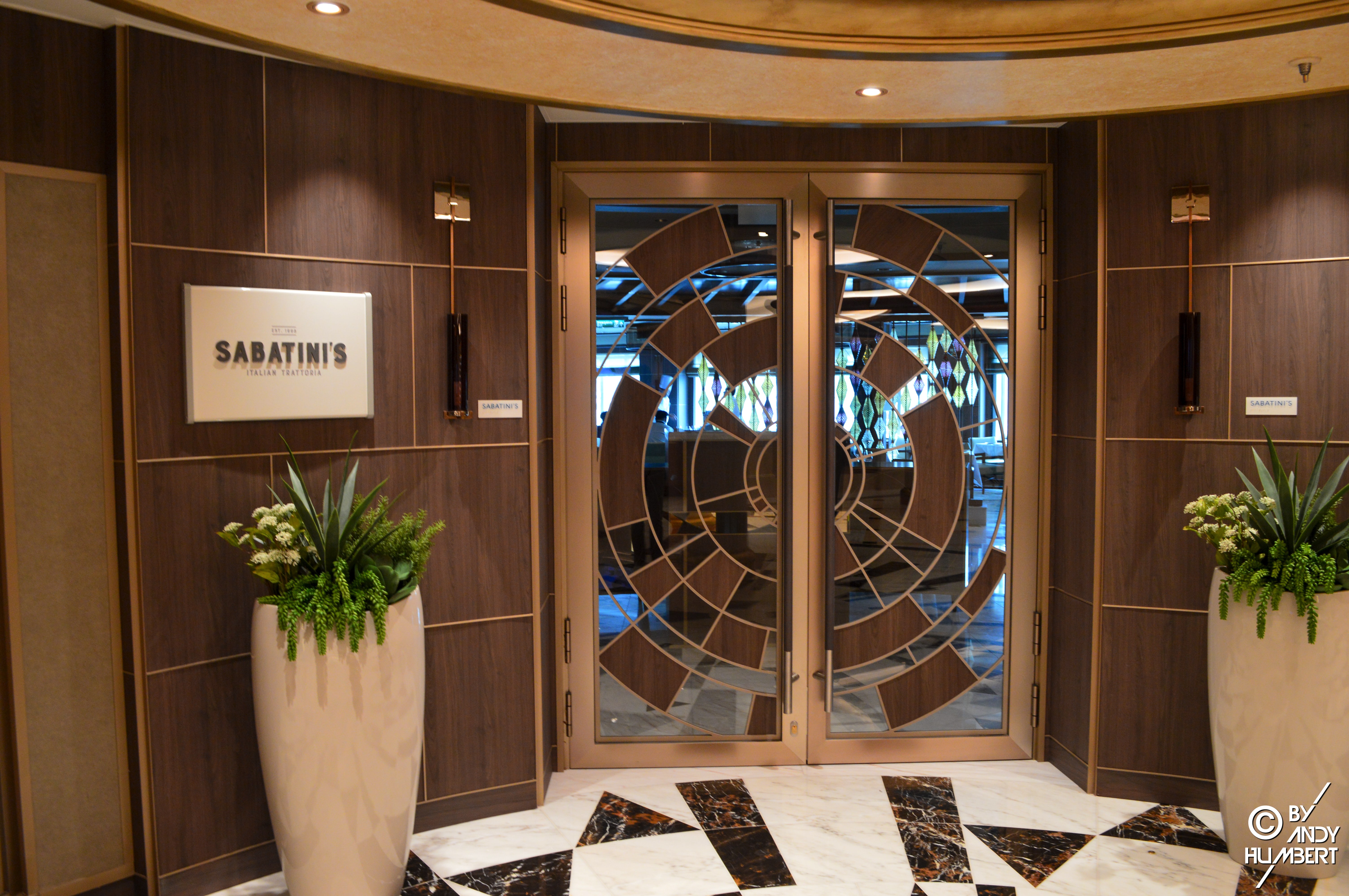 Sabatini's (pont 5 Plaza)