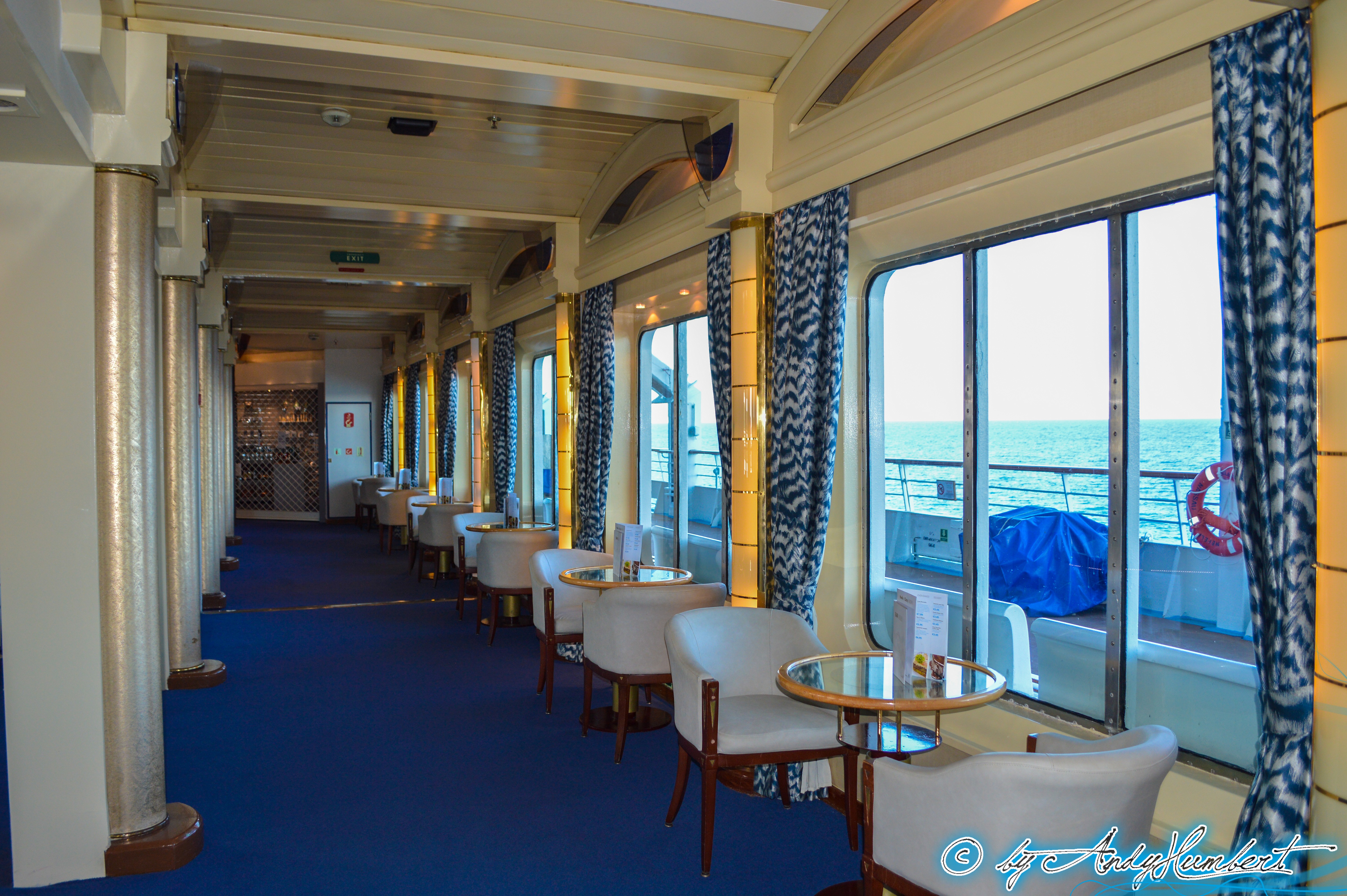Eros Lounge (pont 5 Dionyssos)